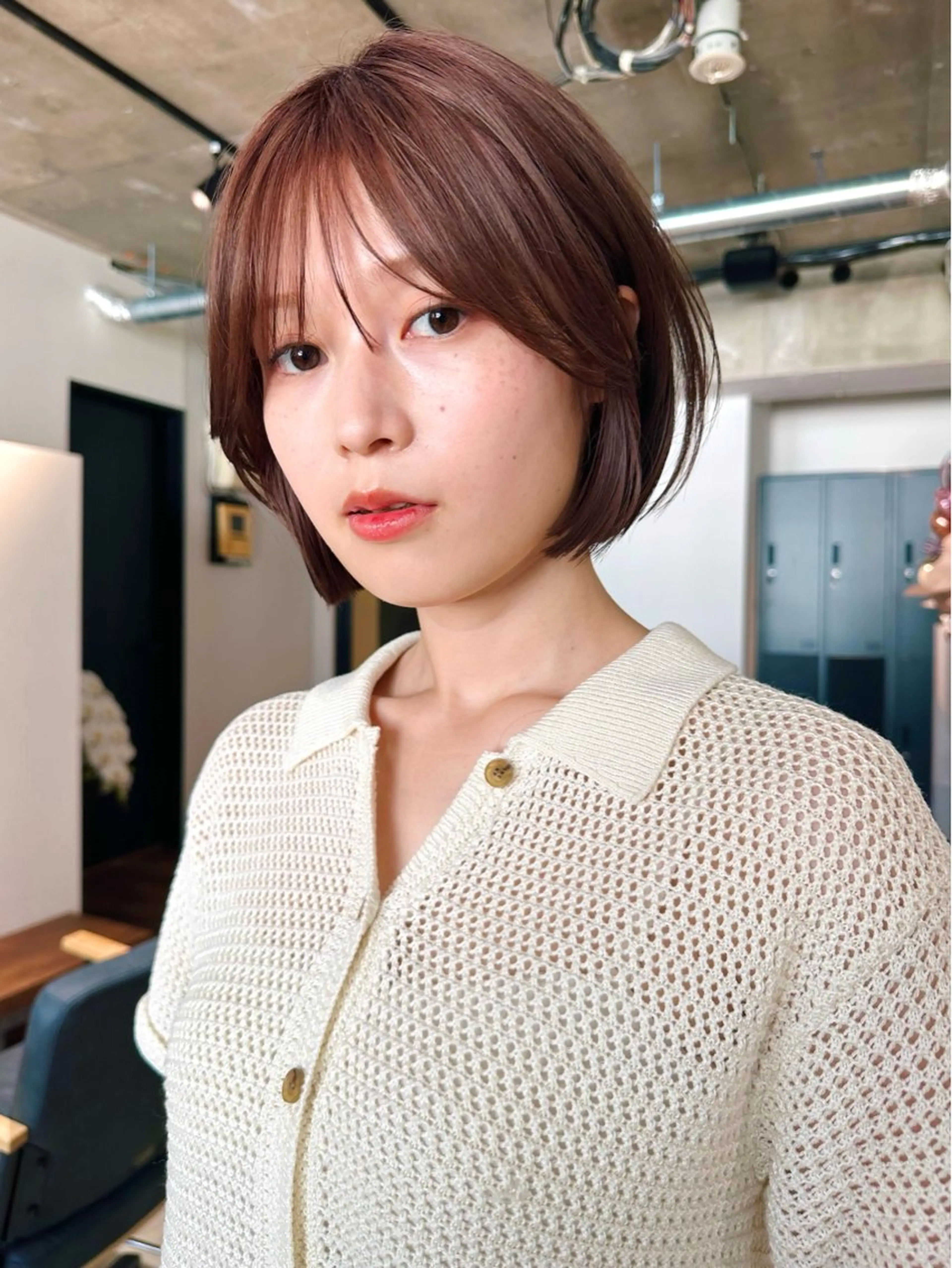 ショート カラー パーマ kazuki【顔周り ×レイヤーカット】のヘアスタイル