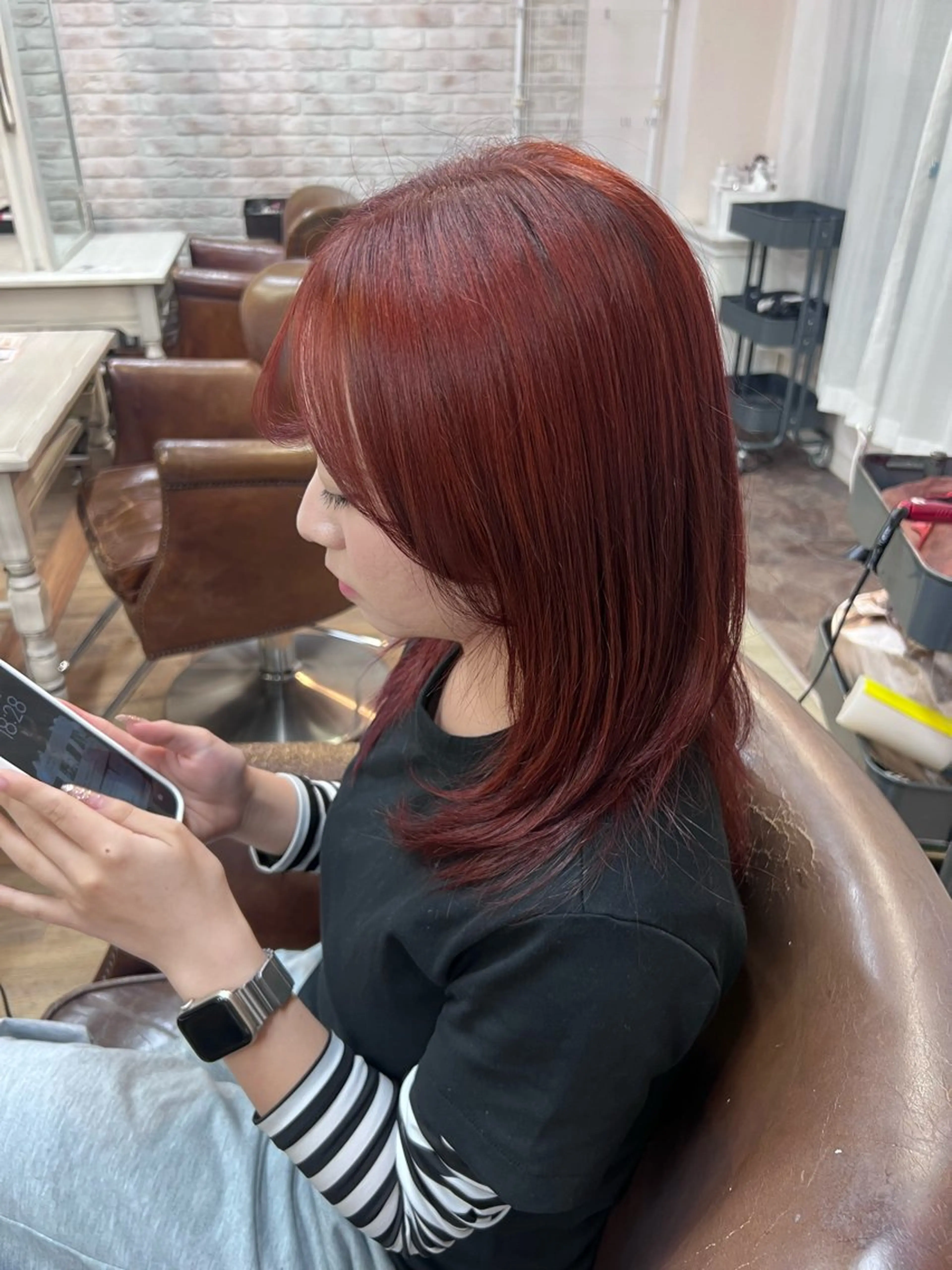 セミロング ヘアカラー ⚡️ エマ🥑のヘアスタイル