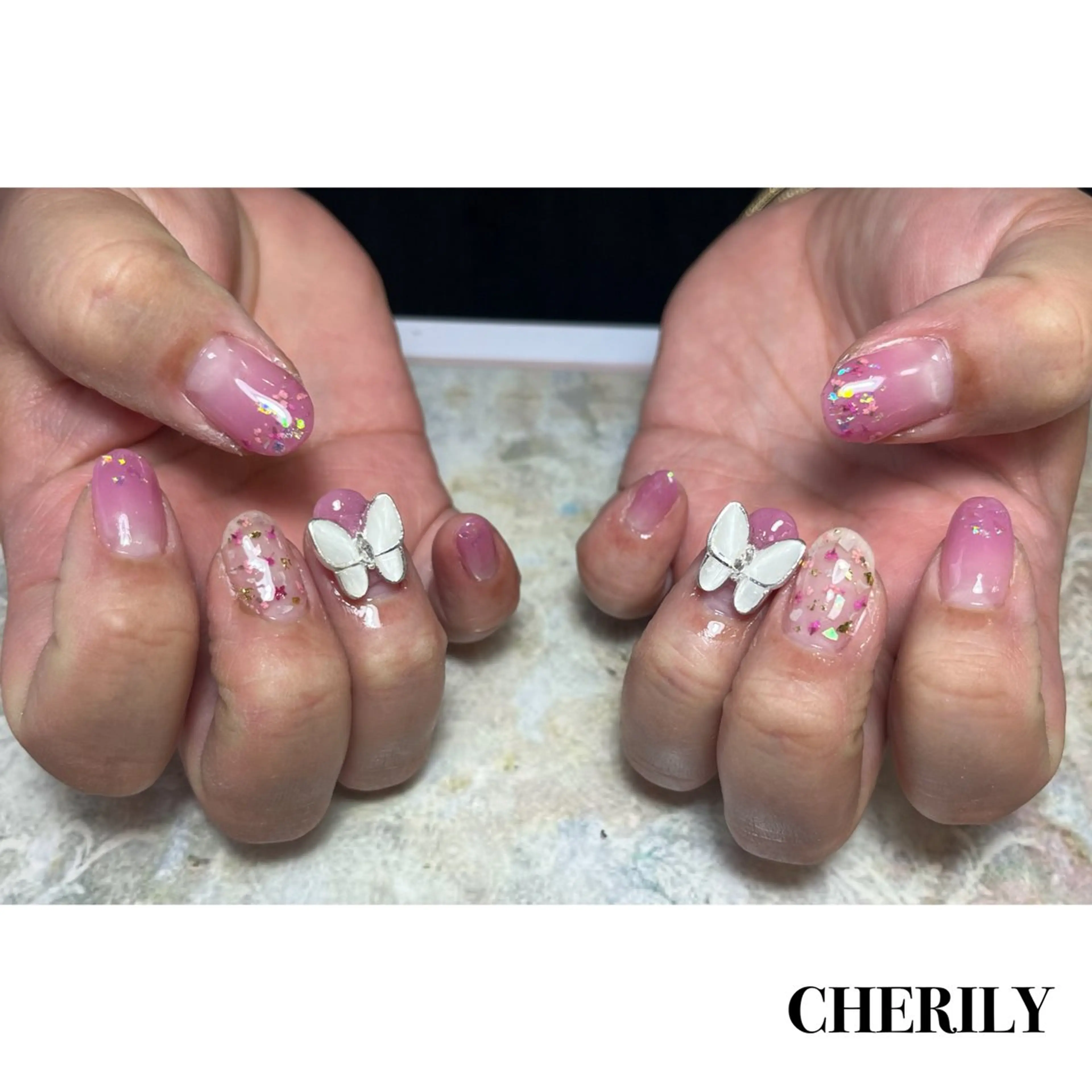 ネイル CHERILY SAKURAのネイルデザイン