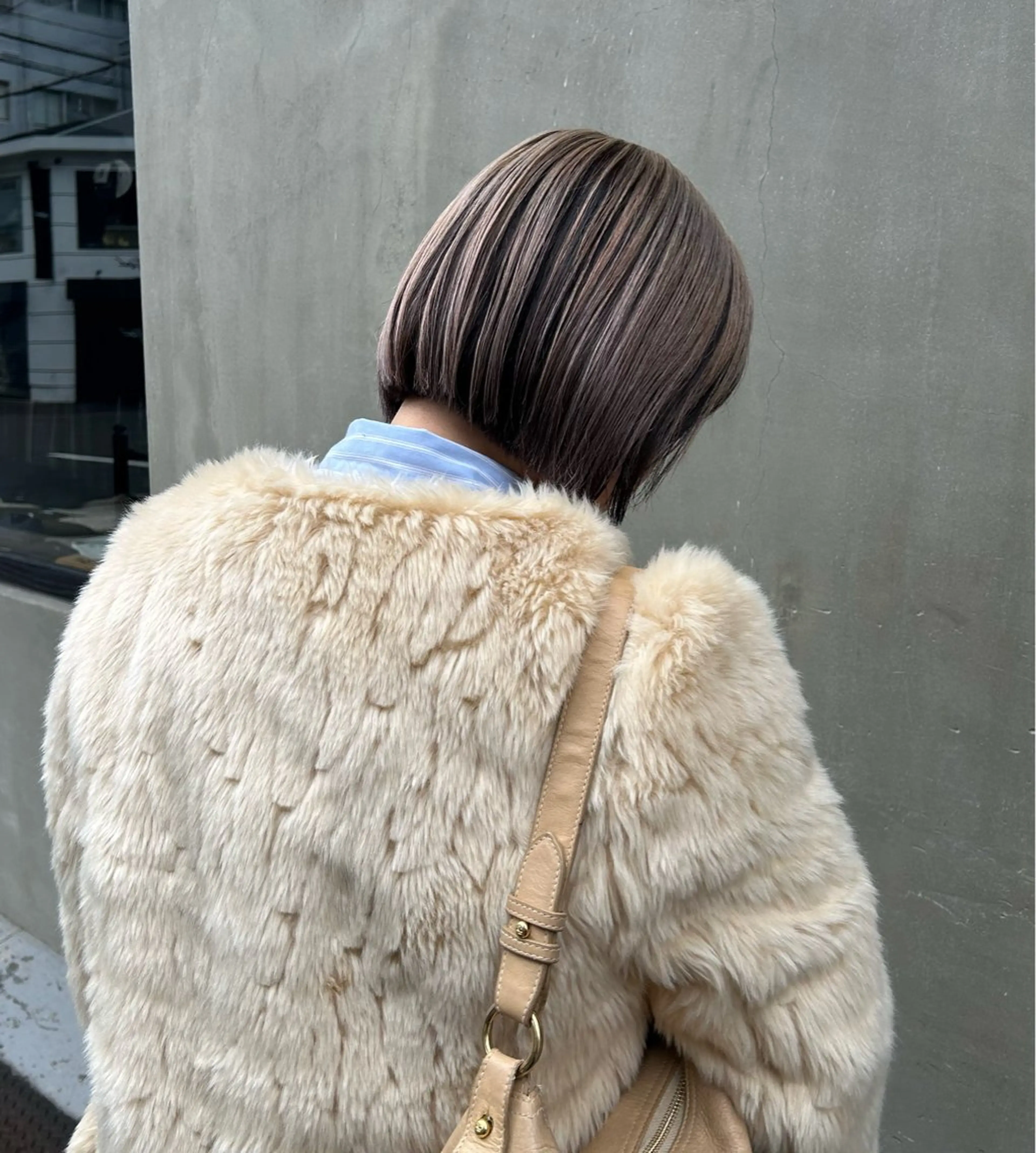 ショート カラー ブリーチ 竹中 彩音のヘアスタイル