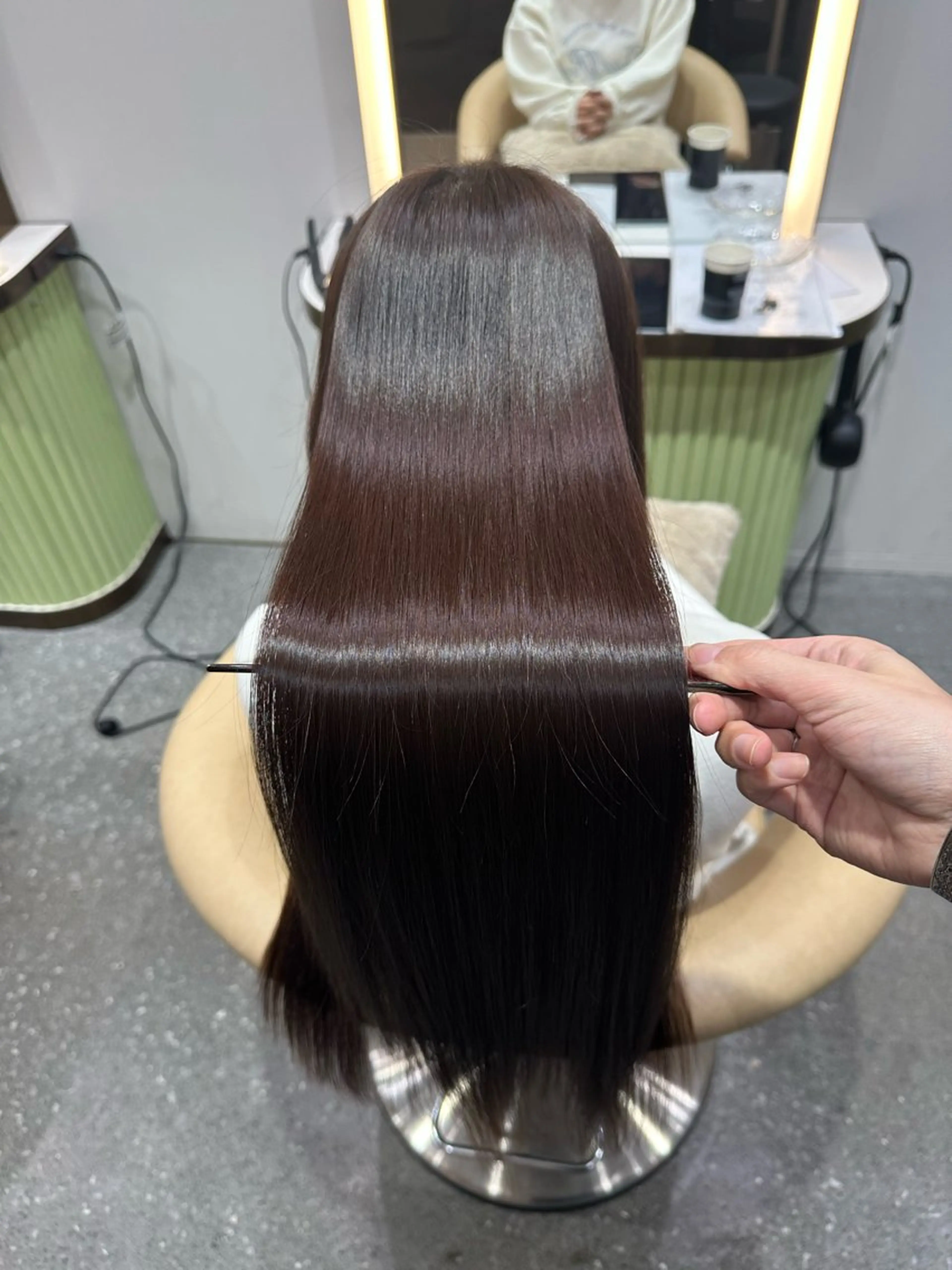 ロング カラー カット ヘアカラー 縮毛矯正 トリートメント 縮毛矯正 髪質改善 韓国風レイヤー 吉田のヘアスタイル