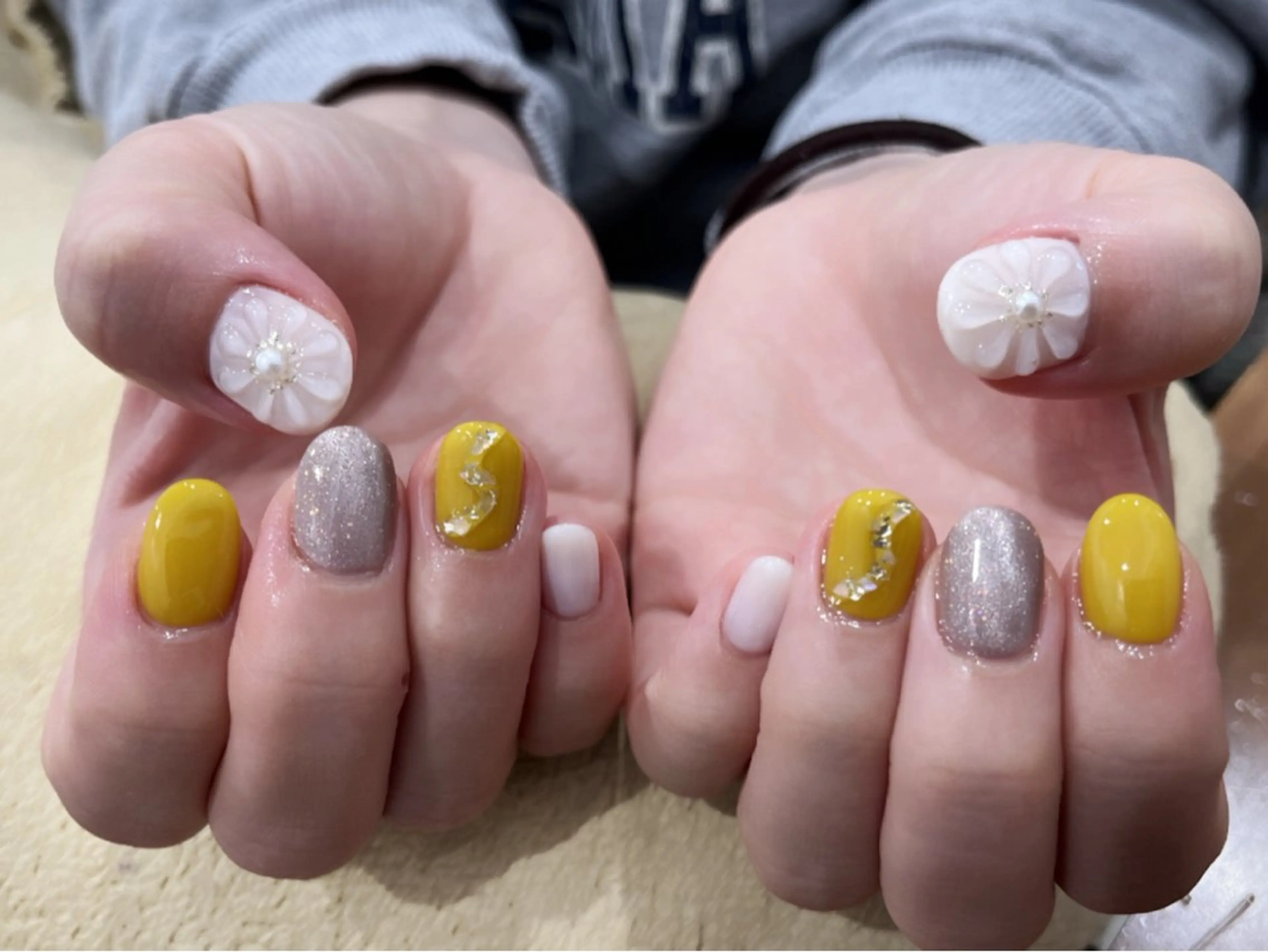 ネイル ハンドネイル 中川 愛理のネイルデザイン