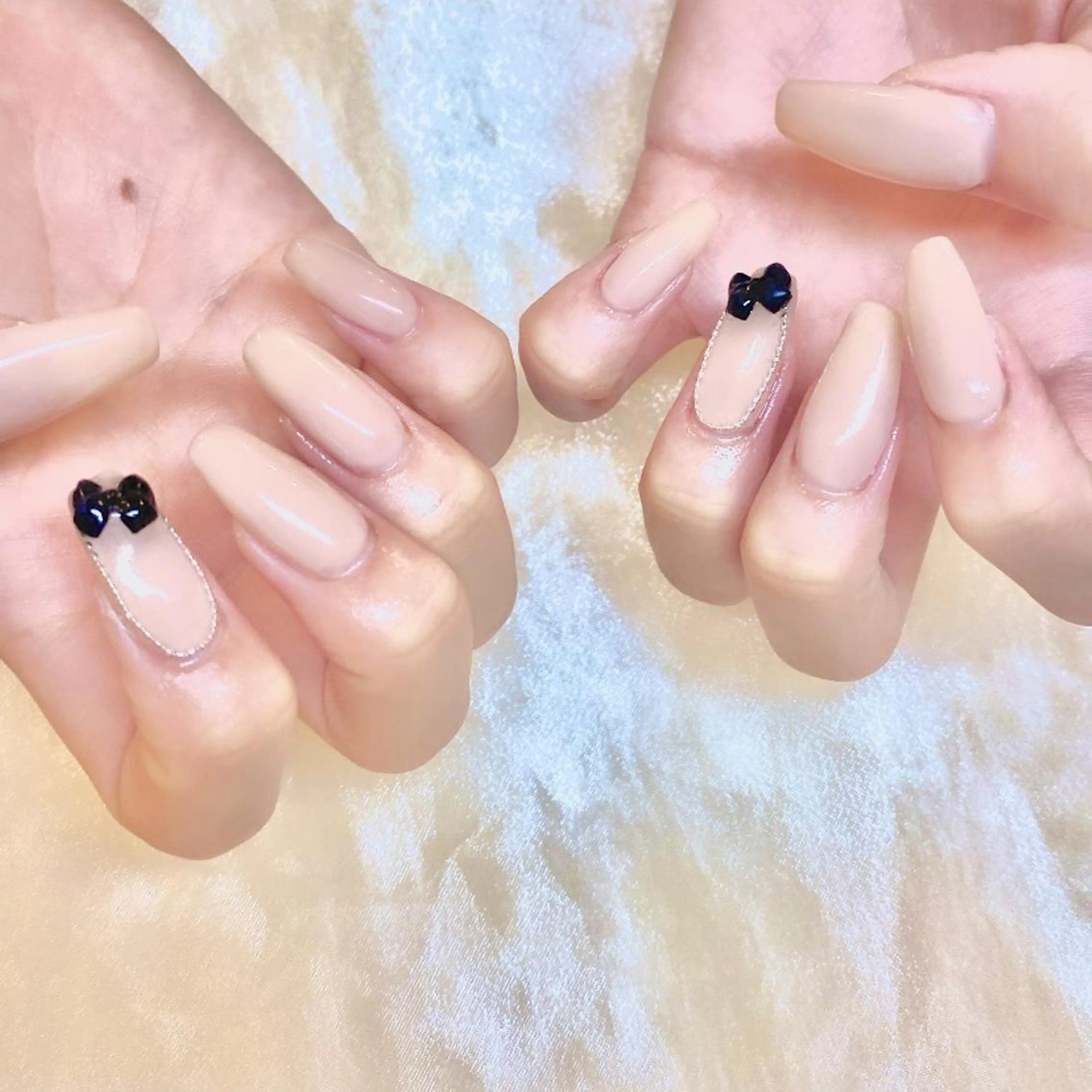 ネイル R2 予約担当のネイルデザイン