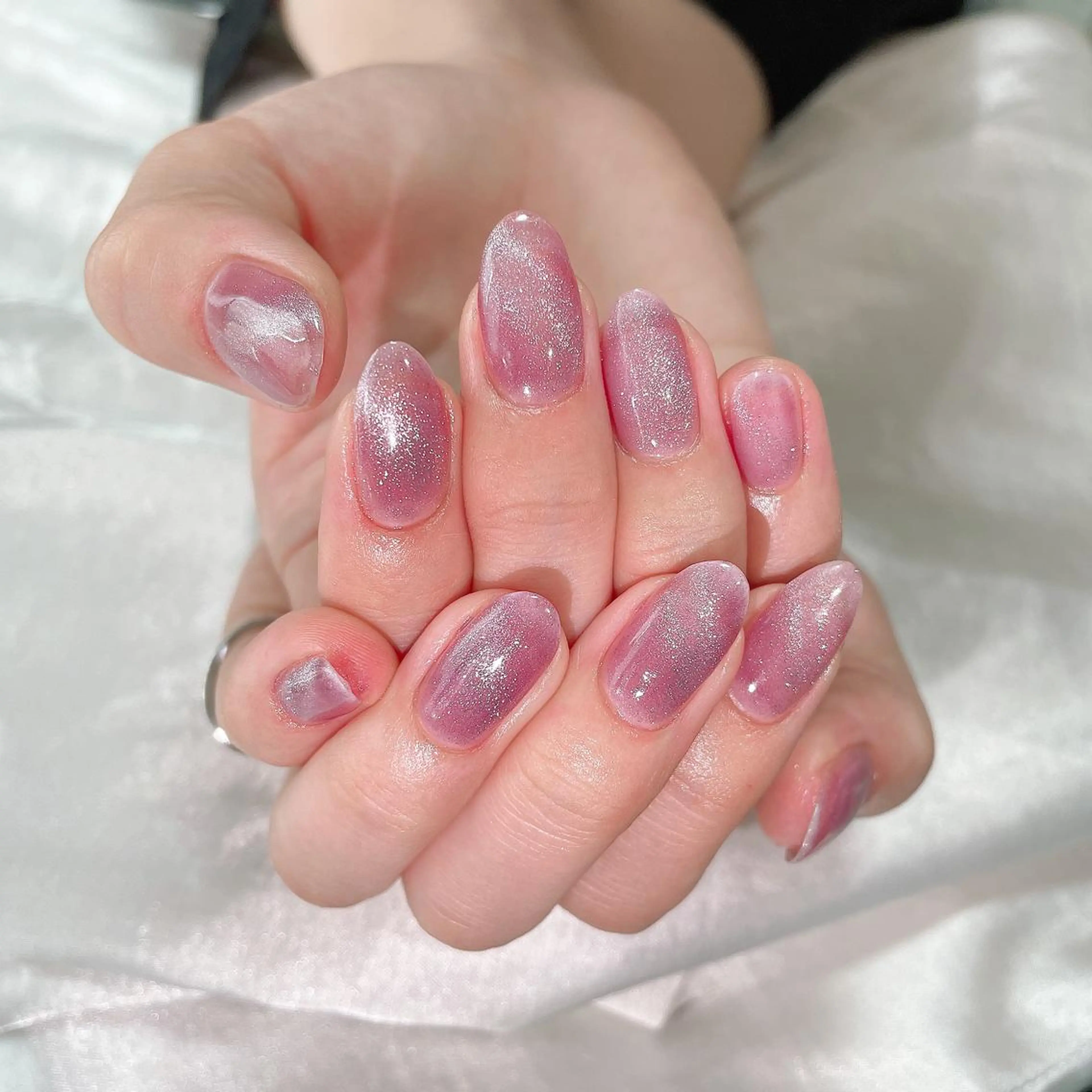 ネイル マグネットネイル ハンドネイル VIERU 🌈🎀💖のネイルデザイン