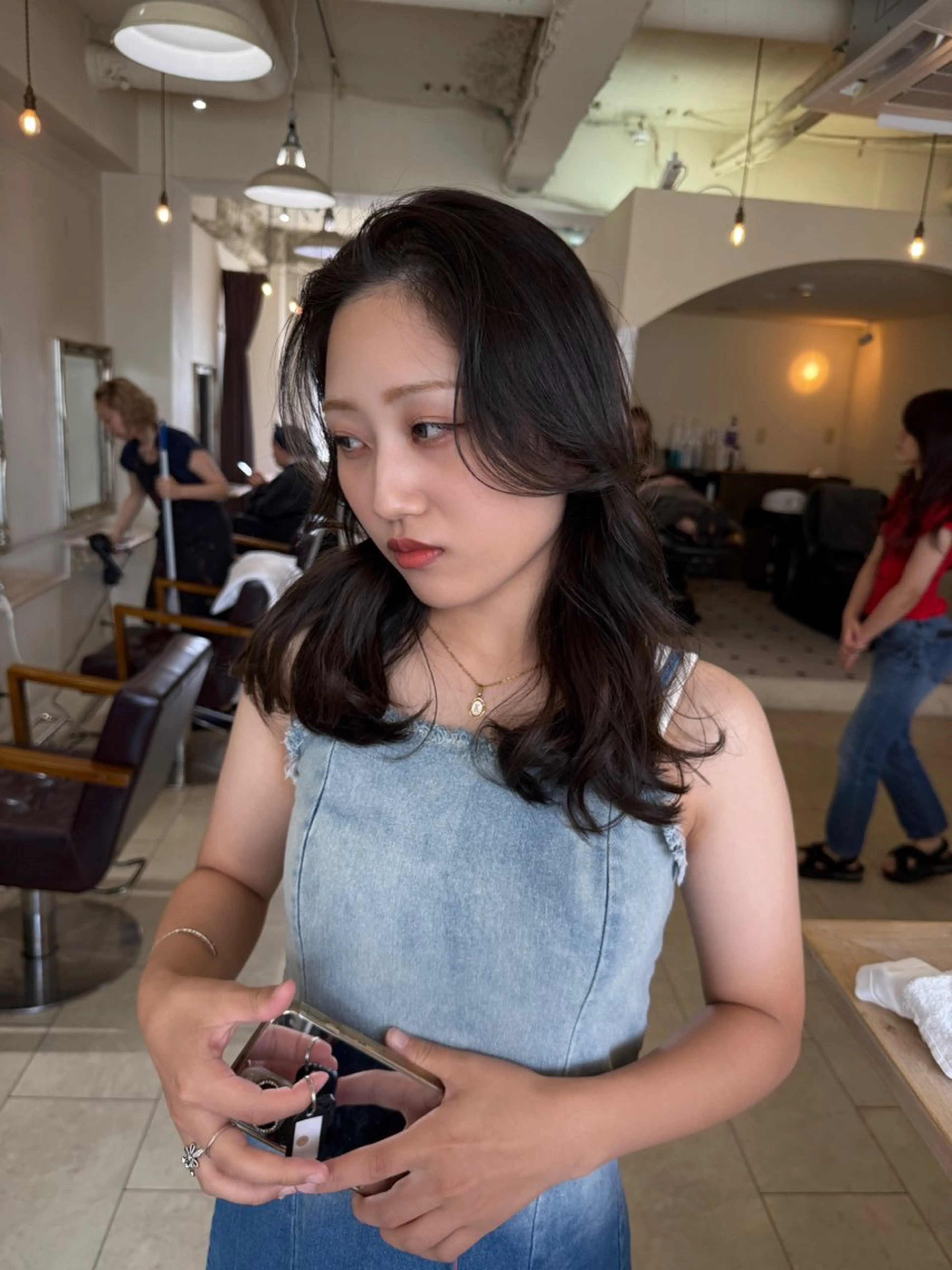 ロング ヘアカラー Maho/海外 レイヤー/ハッシュのヘアスタイル