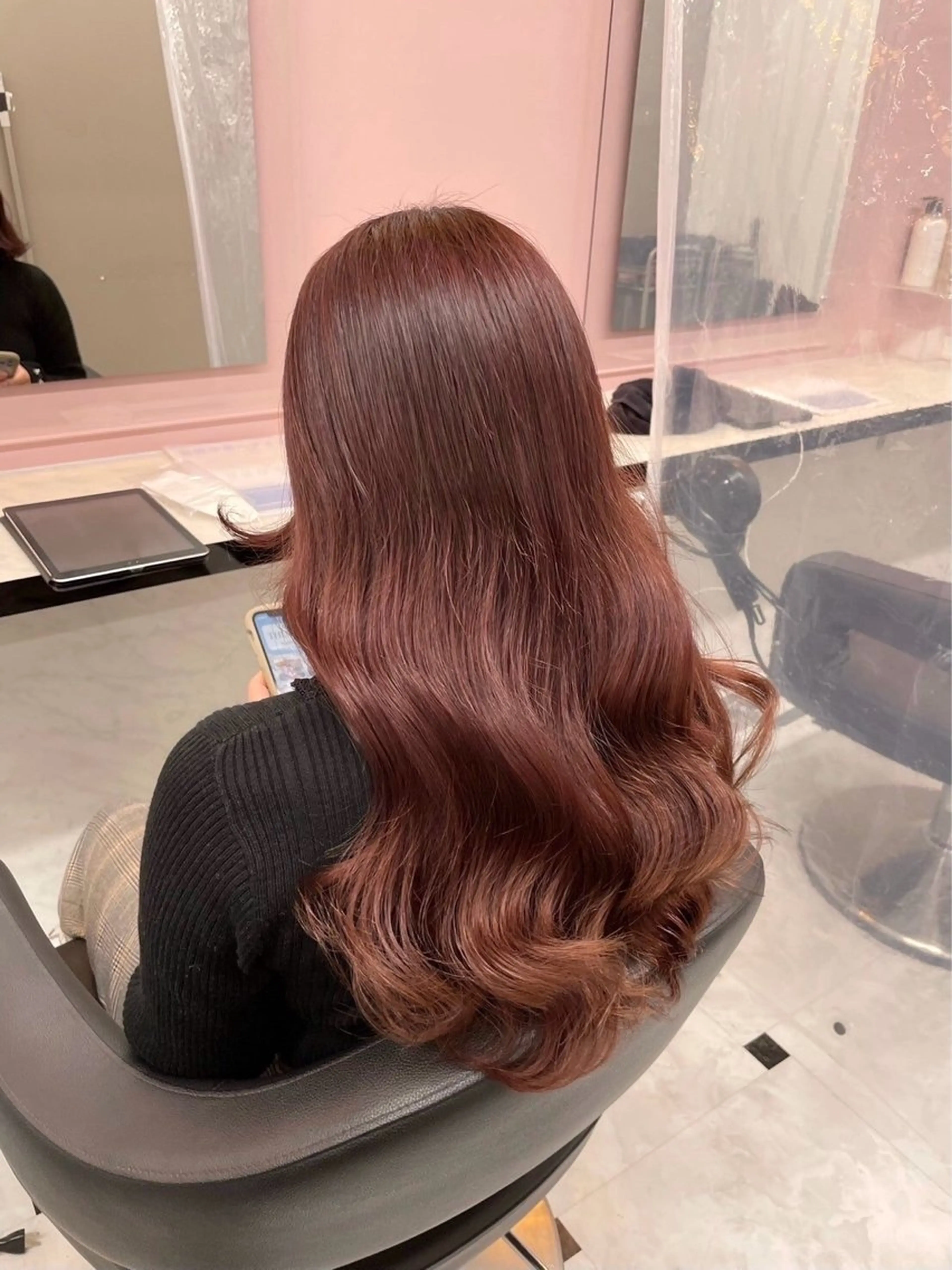 ロング カラー 韓国風艶髪🎀 暖色カラー🤍のヘアスタイル