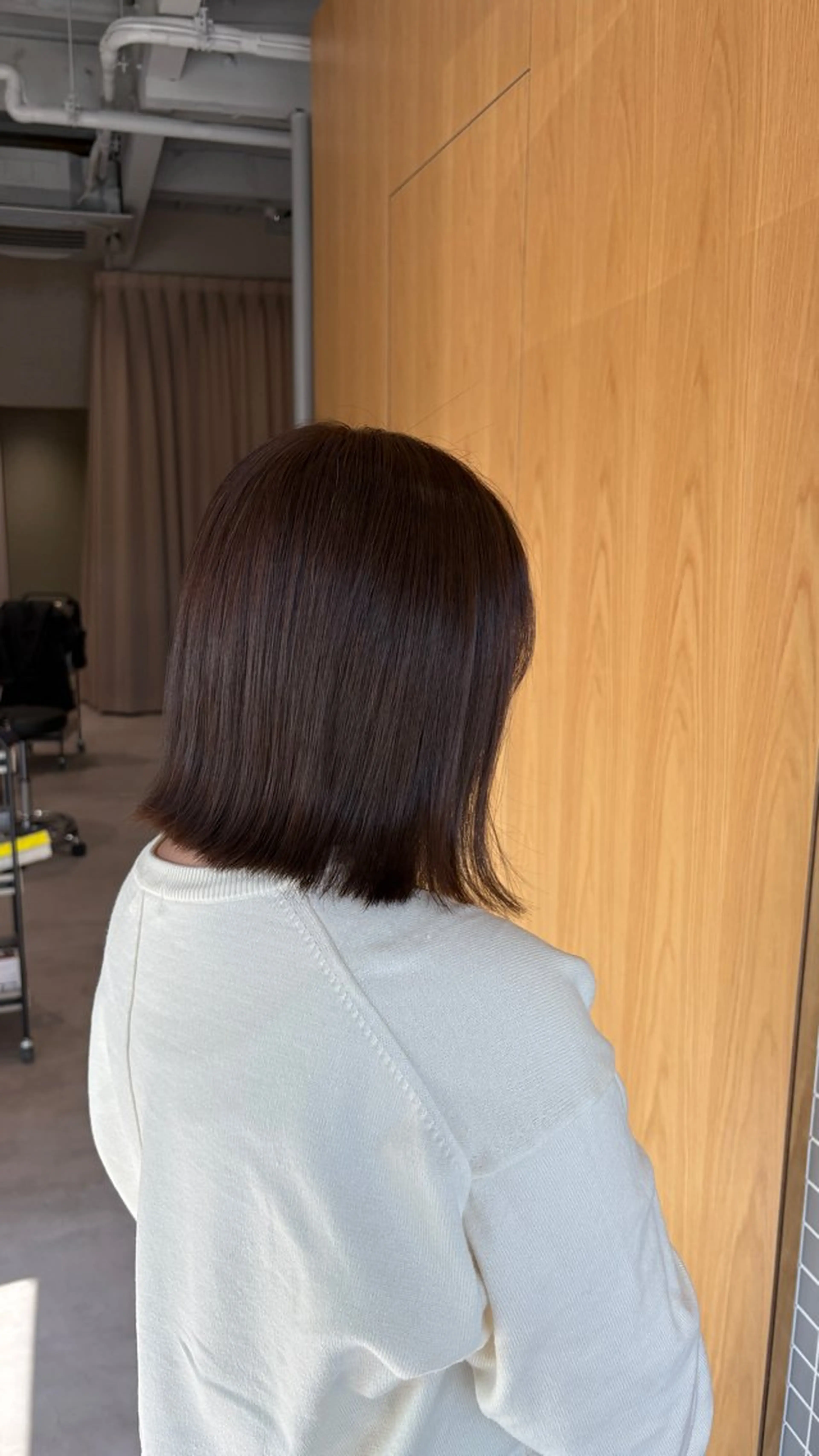 ミディアム ヘアカラー 井山 葵のヘアスタイル