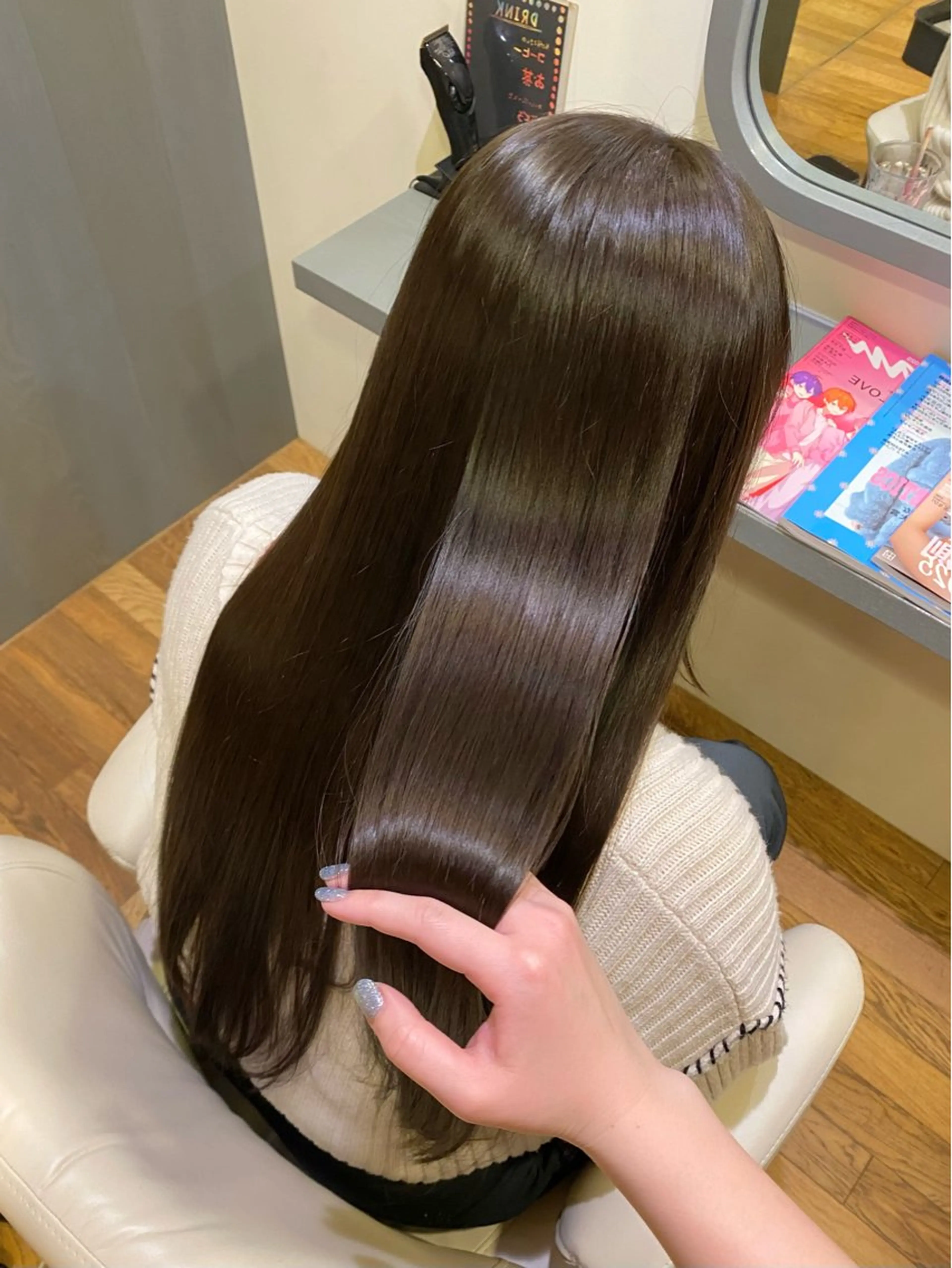 ロング カラー ヘアカラー トリートメント Ludwig AIRIのヘアスタイル