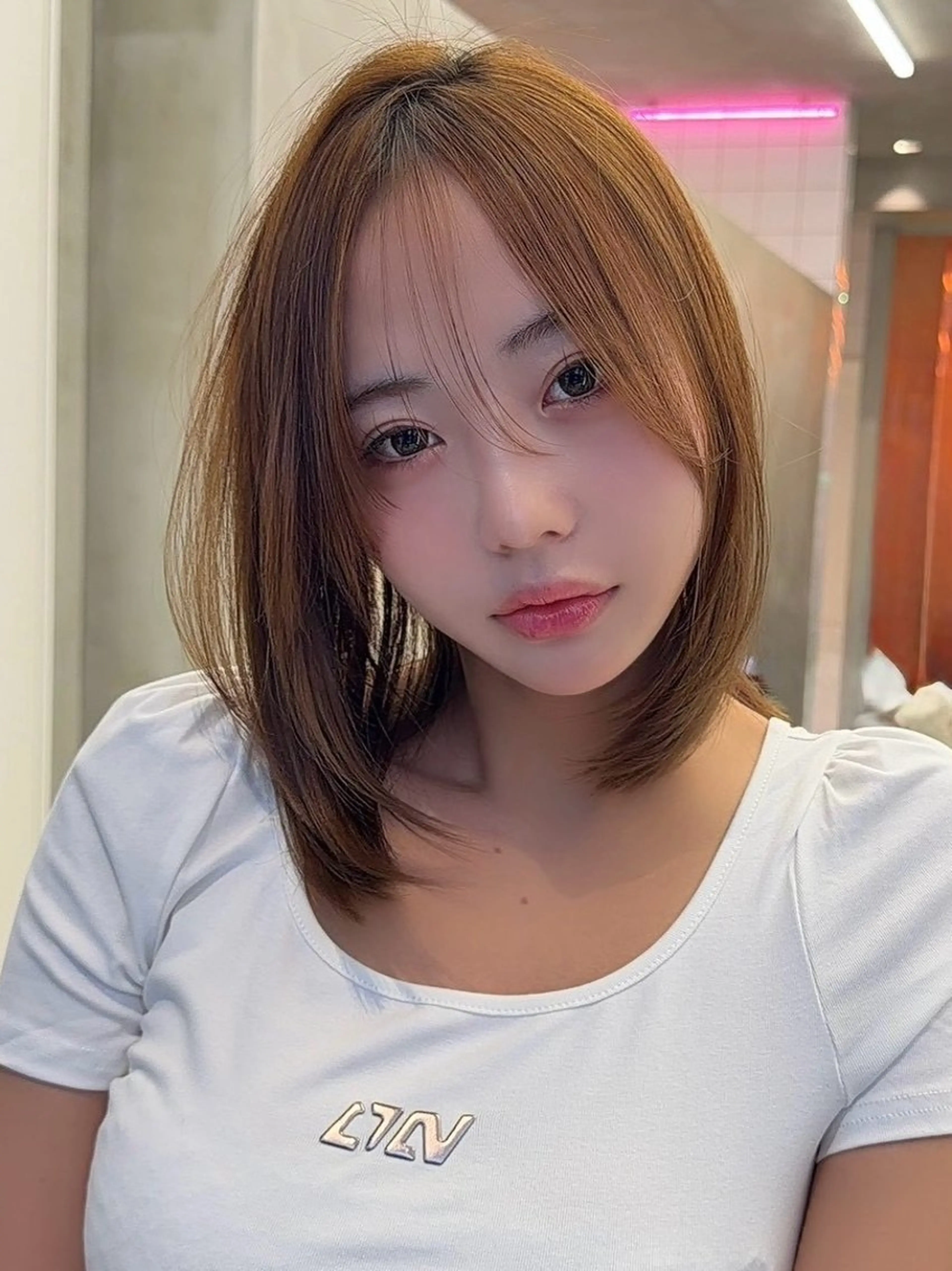 ミディアム カラー ボブレイヤー ベージュカラー オリーブベージュ ボブ レイヤーカット カット ヘアカラー 縮毛矯正 トリートメント 🍀小川大輔🍀 ボブ/ブリーチ🥇のヘアスタイル