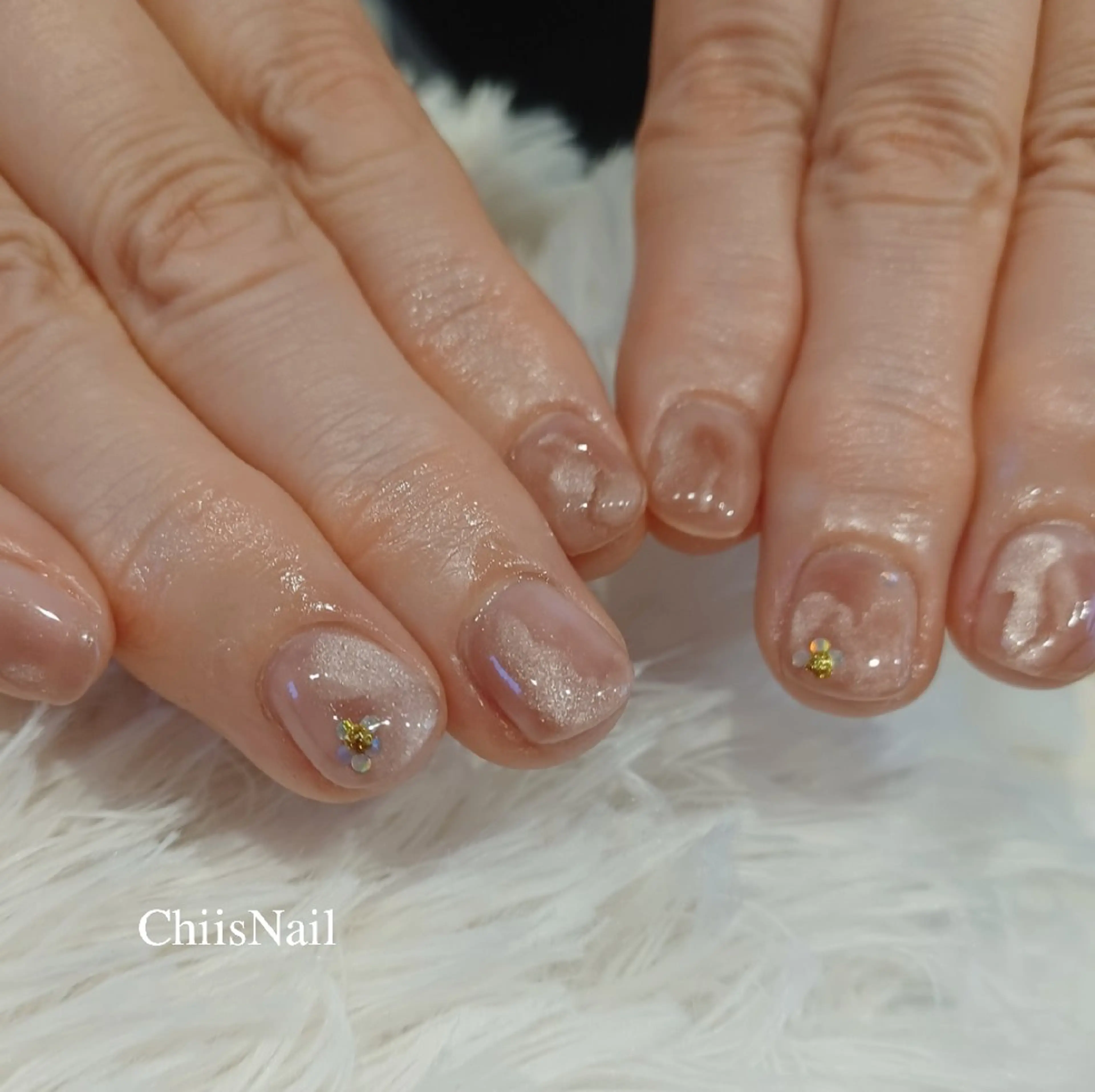 ネイル マグネットネイル オフィスネイル ショートネイル ChiisNail ﾁｨｽﾞﾈｲﾙのネイルデザイン