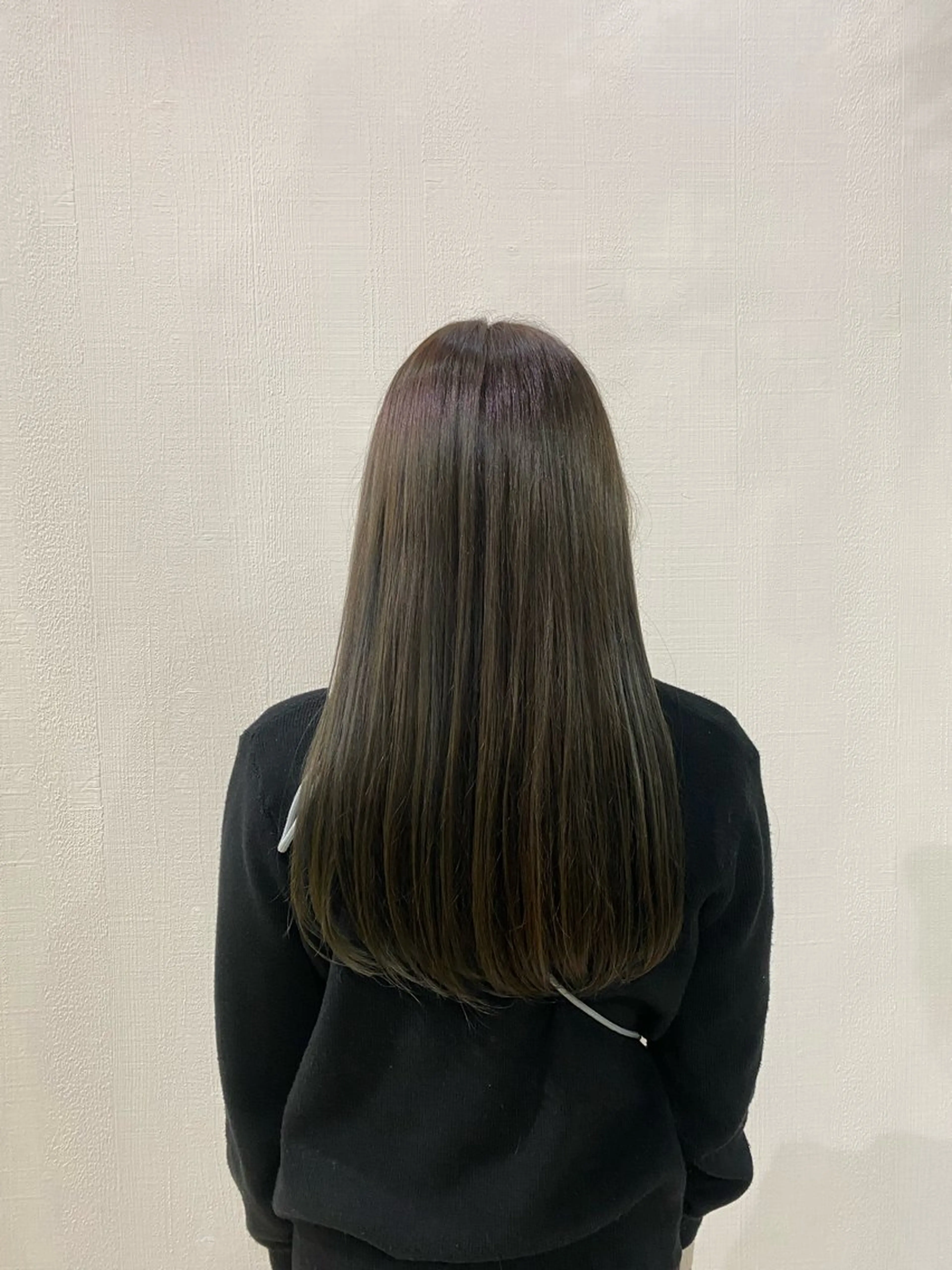 ロング カラー 佐藤 森夏のヘアスタイル