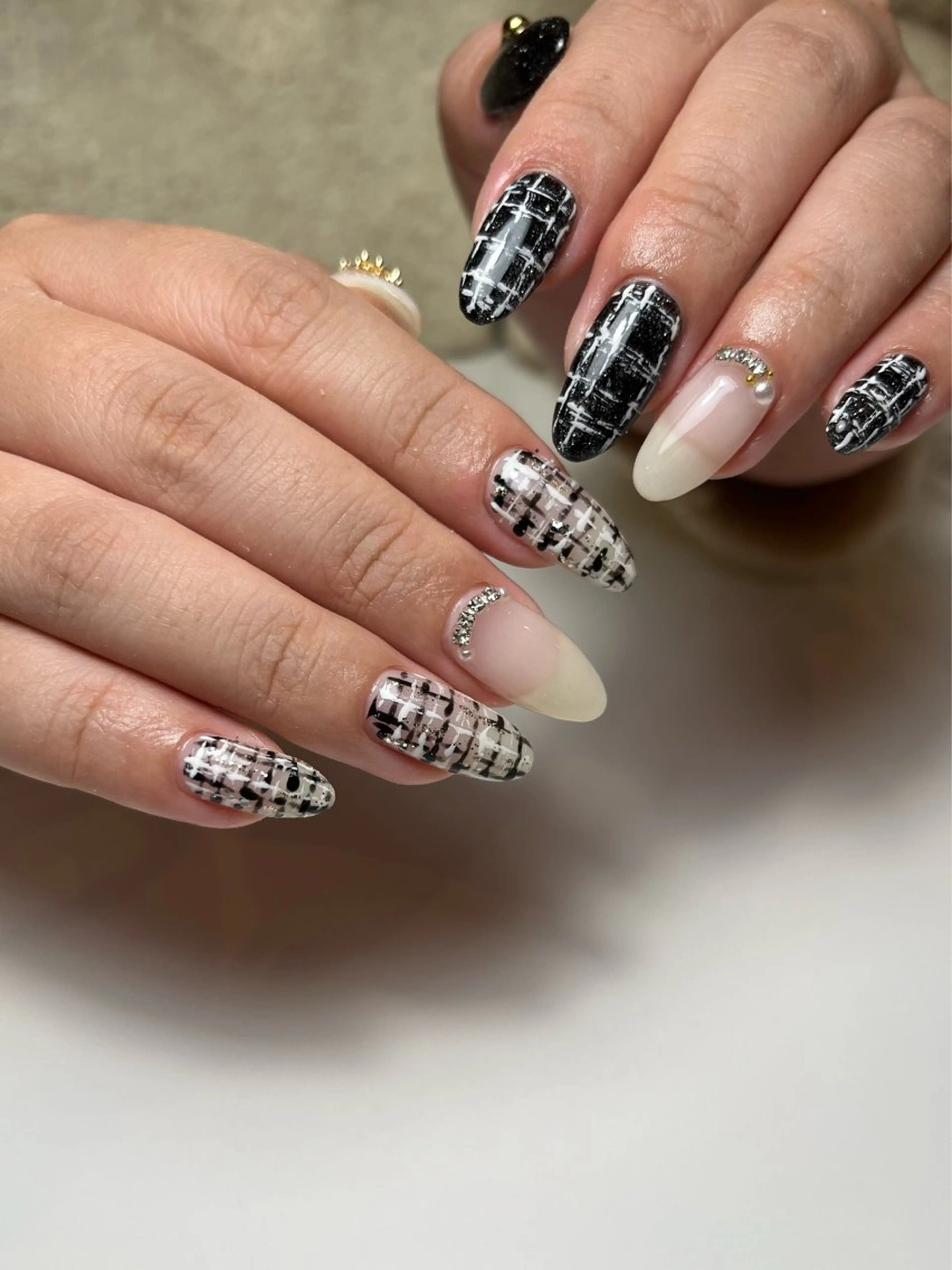 ネイル ツイードネイル ハンドネイル ballie／小野原 なつみのネイルデザイン