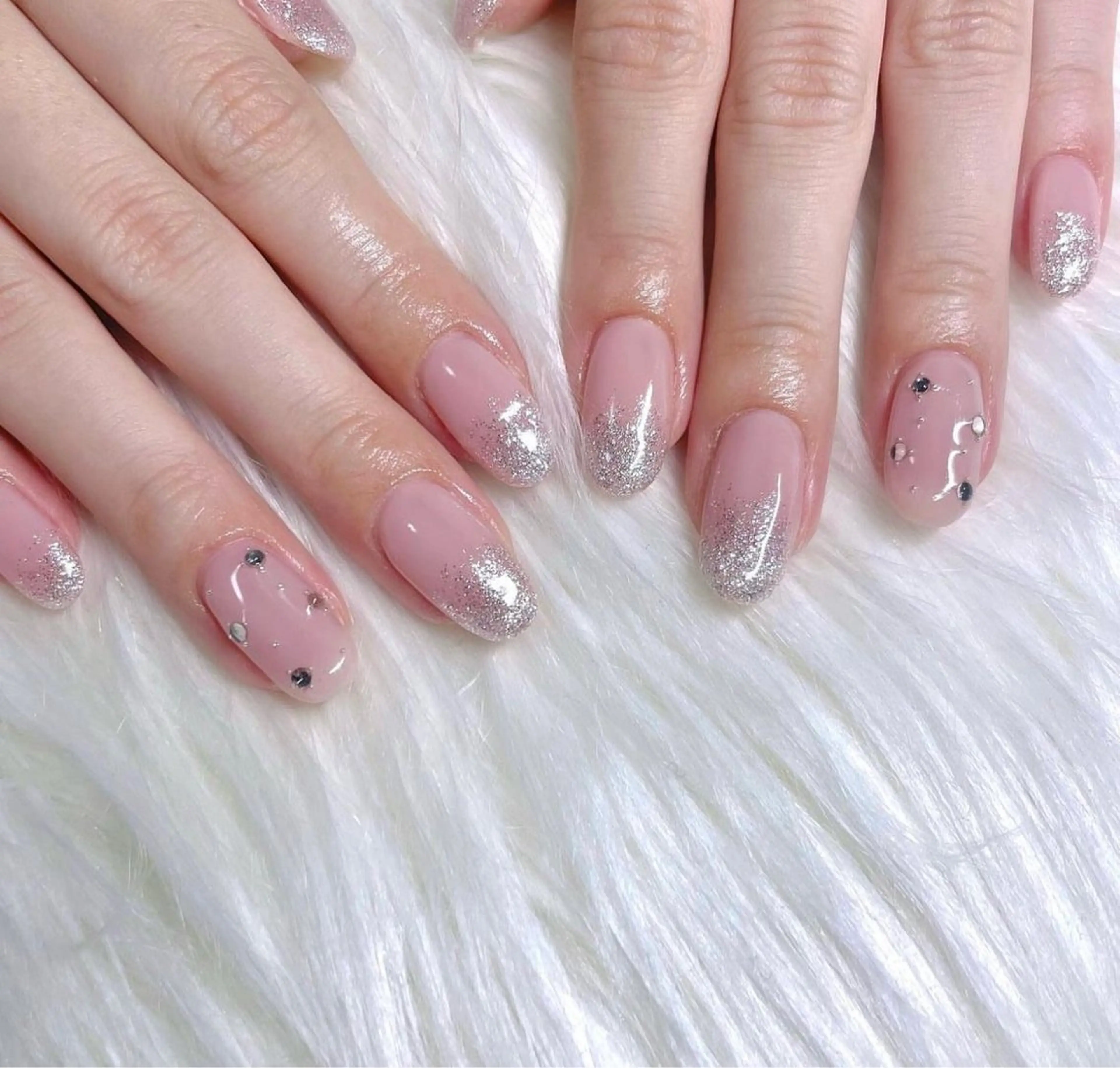 ネイル ハンドネイル Sii nail 🤍SAKIのネイルデザイン