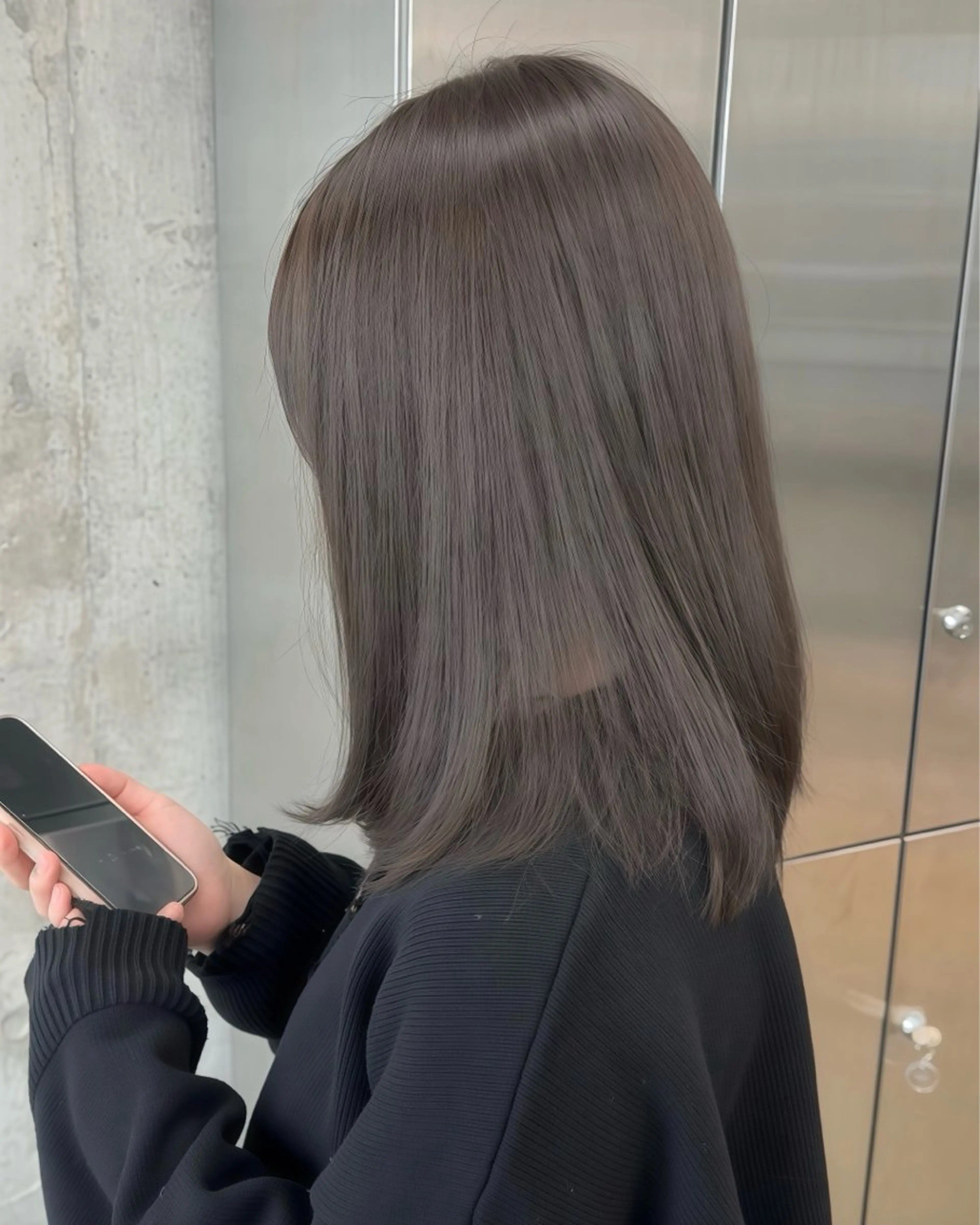 ミディアム カラー グレージュ カット ヘアカラー トリートメント たいき/グレージュ/ 透明感/ブリーチなしのヘアスタイル