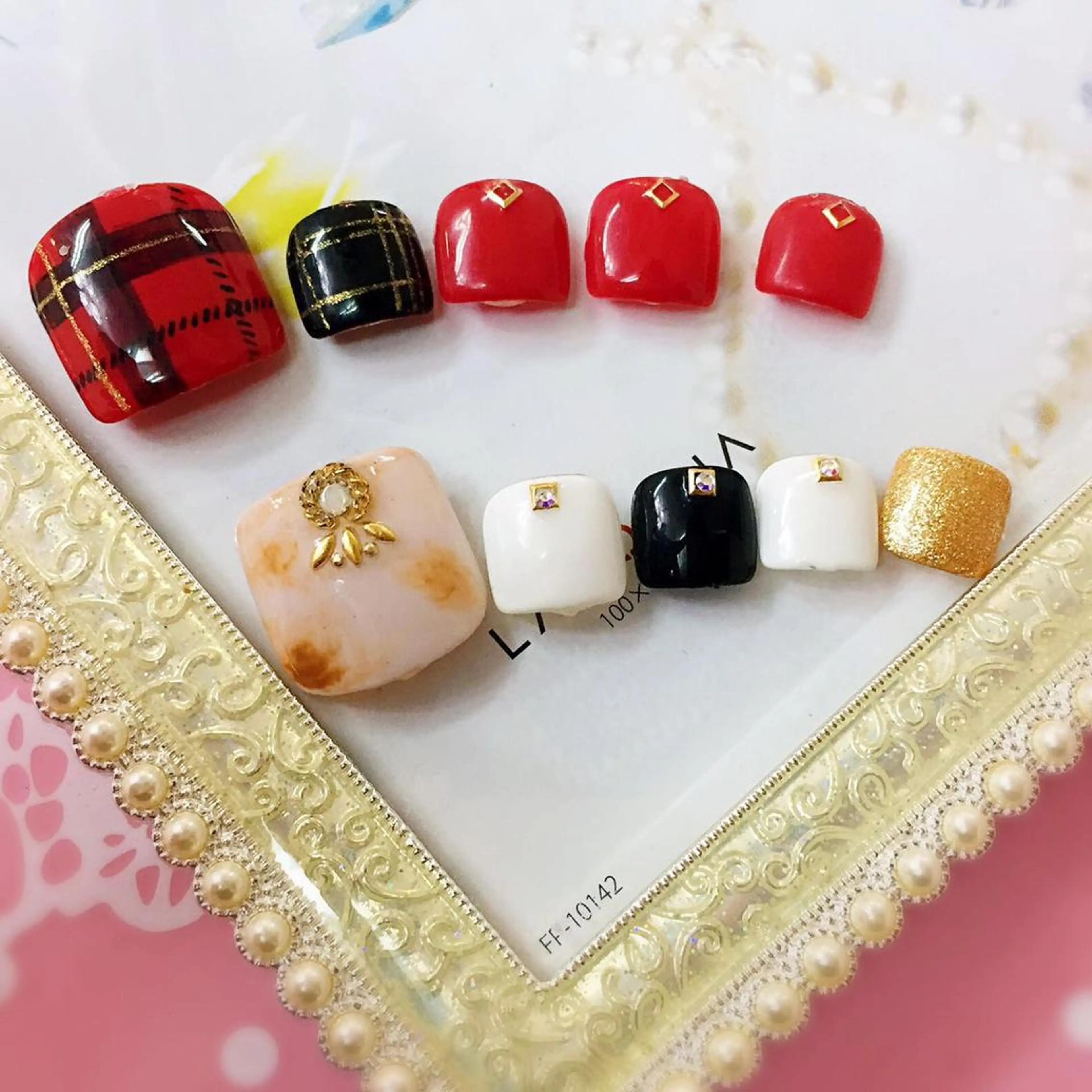 ネイル Honey スカルプ専門店のネイルデザイン