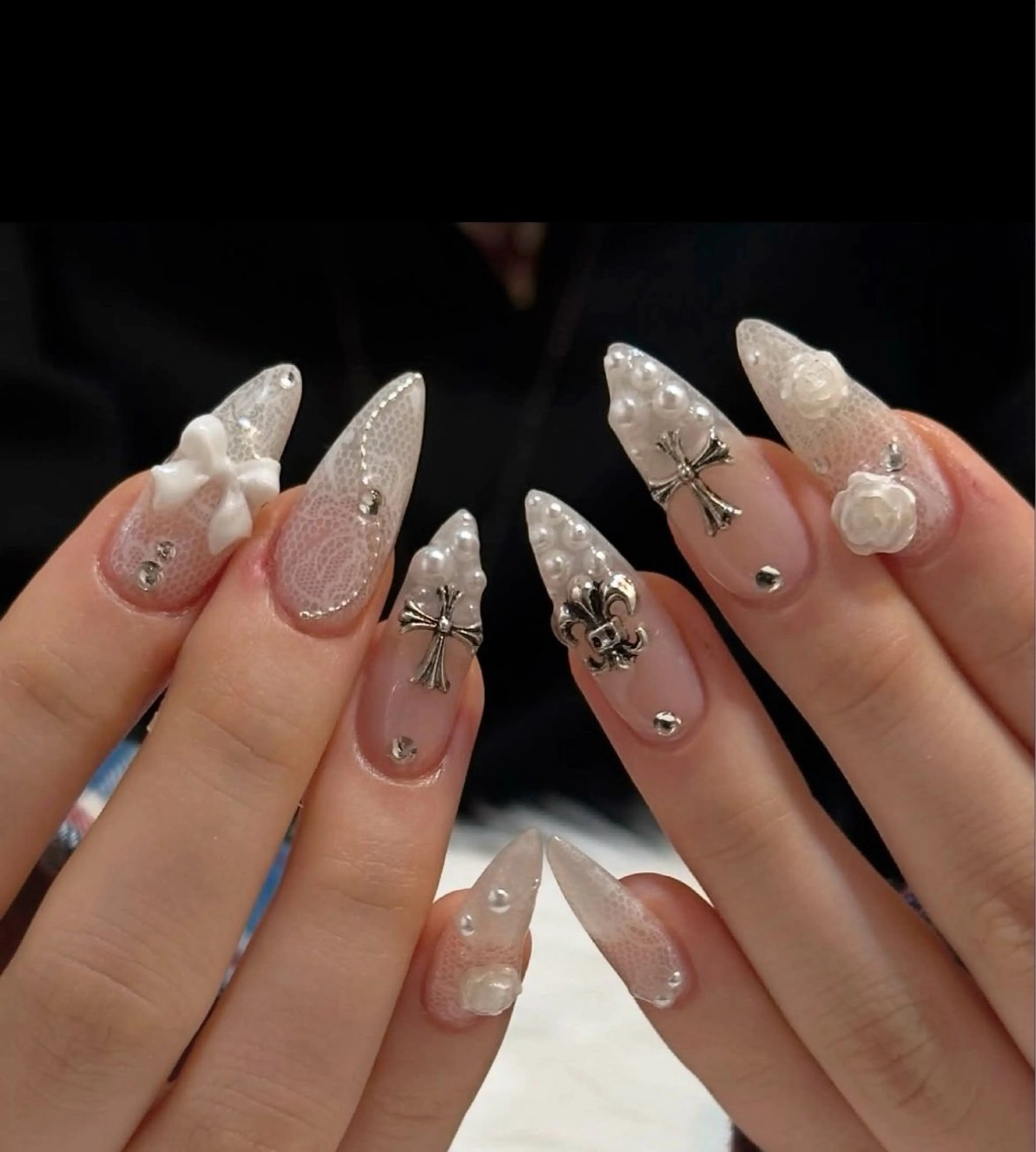 ネイル オーロラネイル チークネイル 成人式 長さ出し ジェルネイル ハンドネイル YUYI.nail salonのネイルデザイン