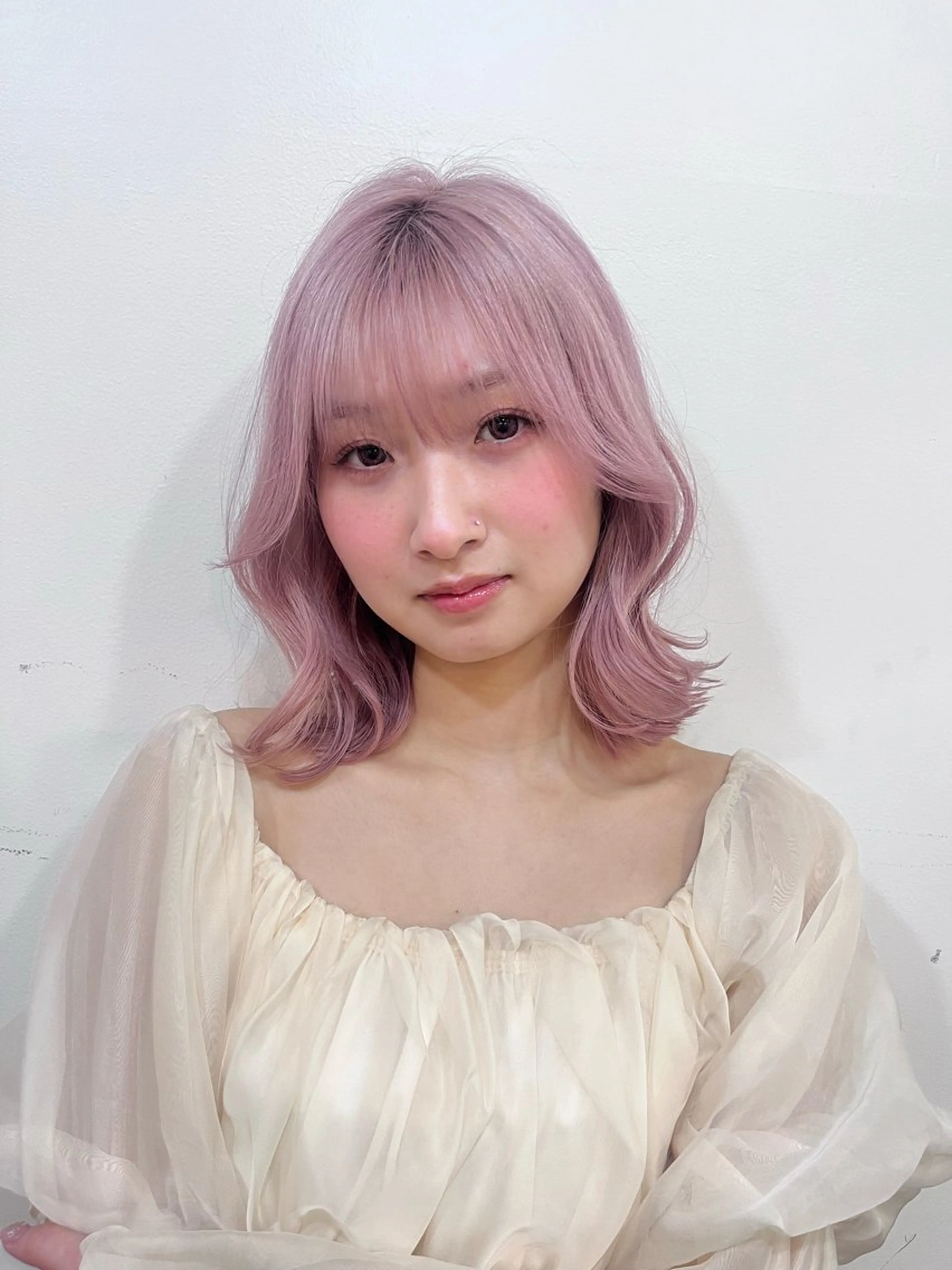 ミディアム カラー ヘアカラー トリートメント ヘッドスパ 🫧うる艶トレンド 🫧透明感カラーのヘアスタイル