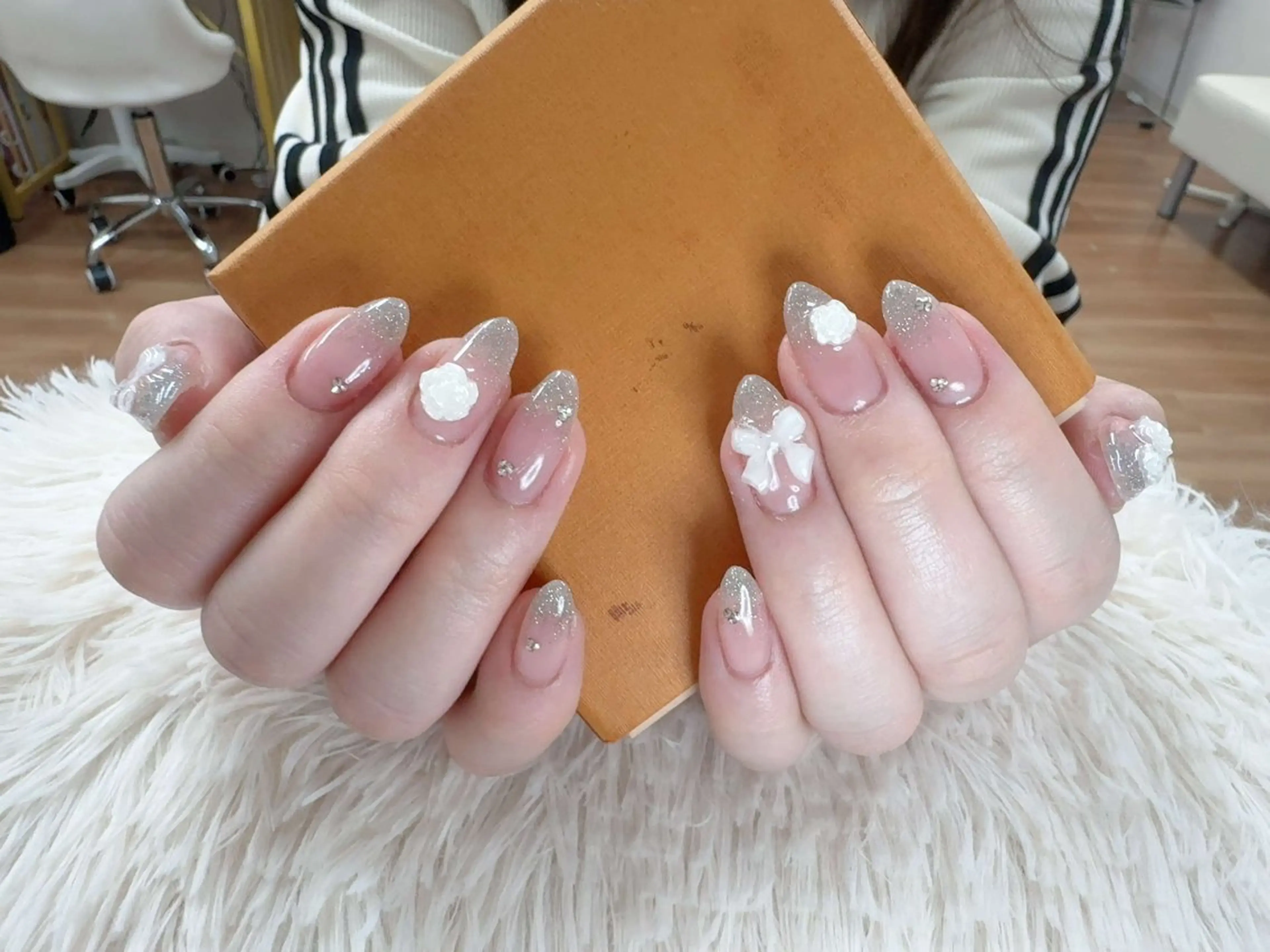 ネイル ジェルネイル 持ち込み パラジェル ハンドネイル ハンドケア Hara Nail 【パラジェル使用】のネイルデザイン