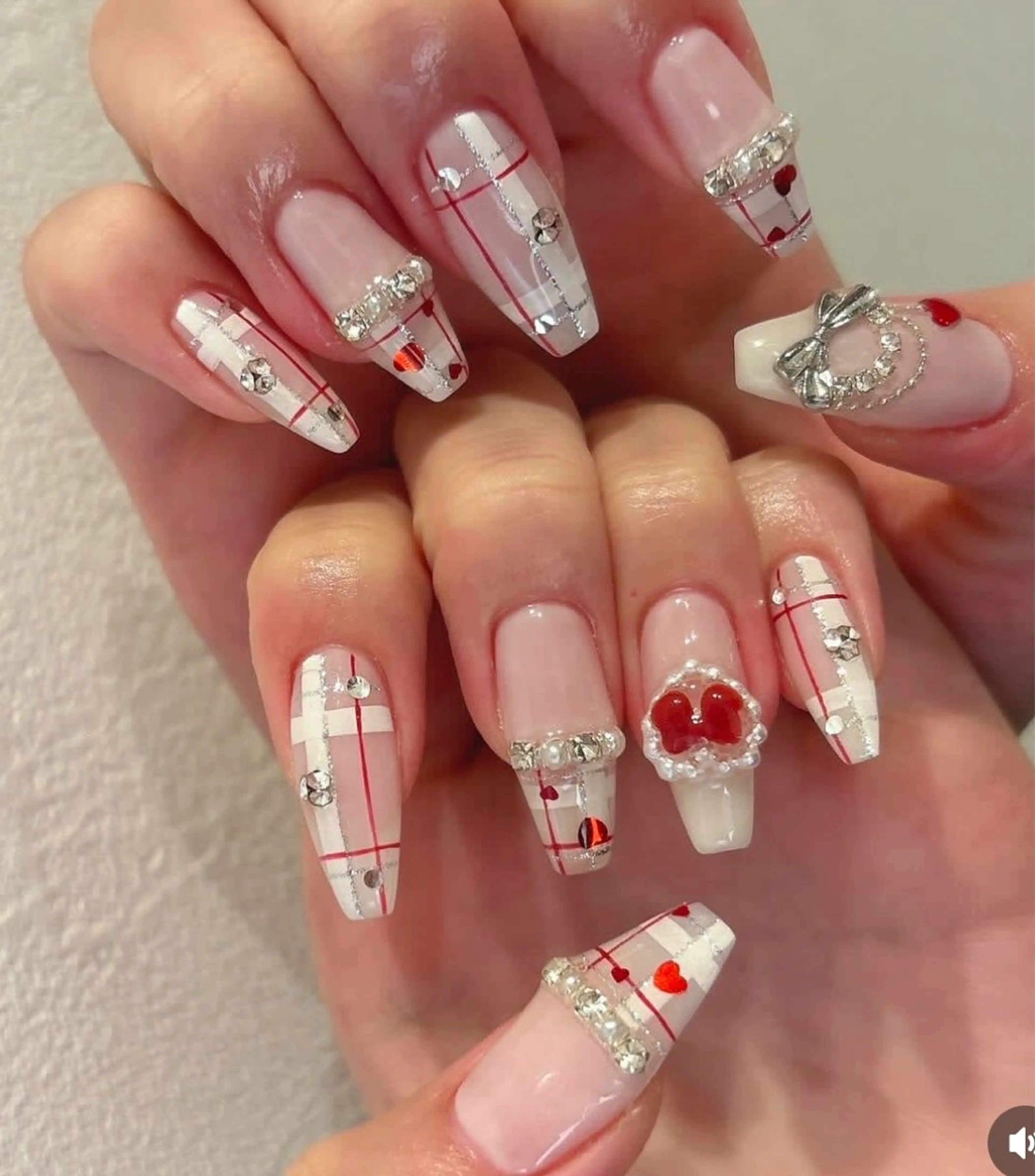 ネイル ハンドネイル D-BEAUTY Nailsalonのネイルデザイン