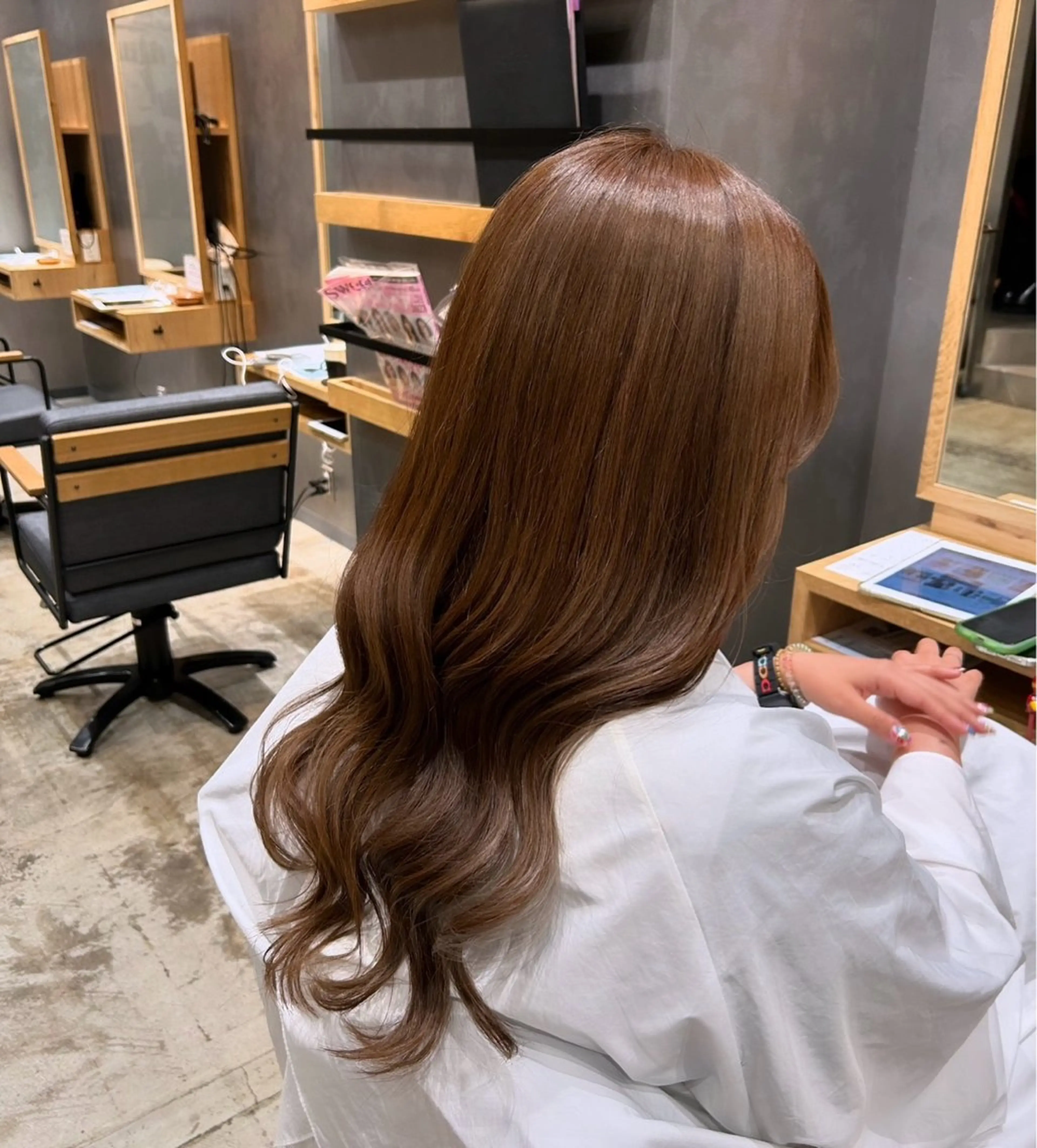 セミロング inity　杉本 美羽のヘアスタイル