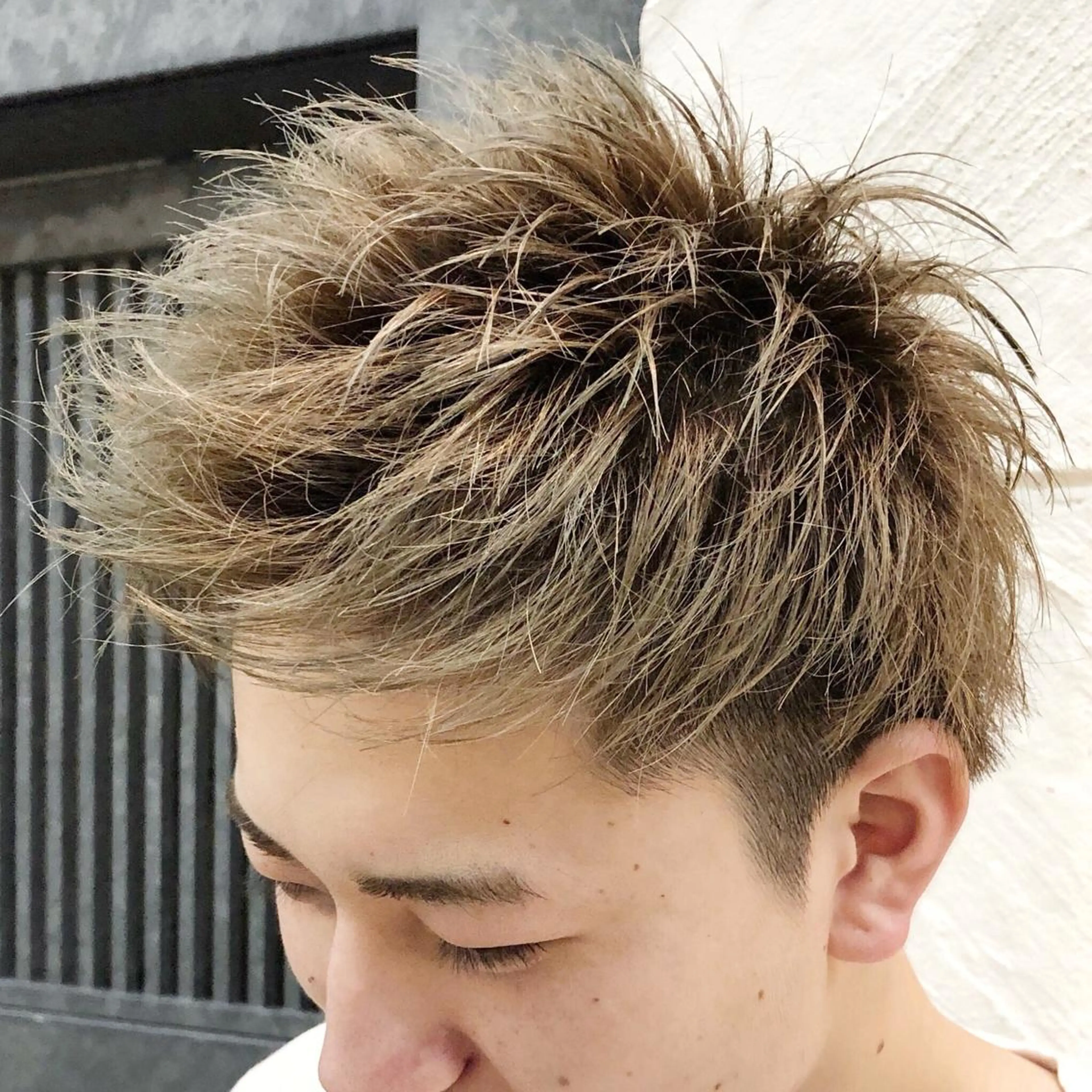 ショート カラー メンズ メンズヘア特化 崎田 成人のヘアスタイル