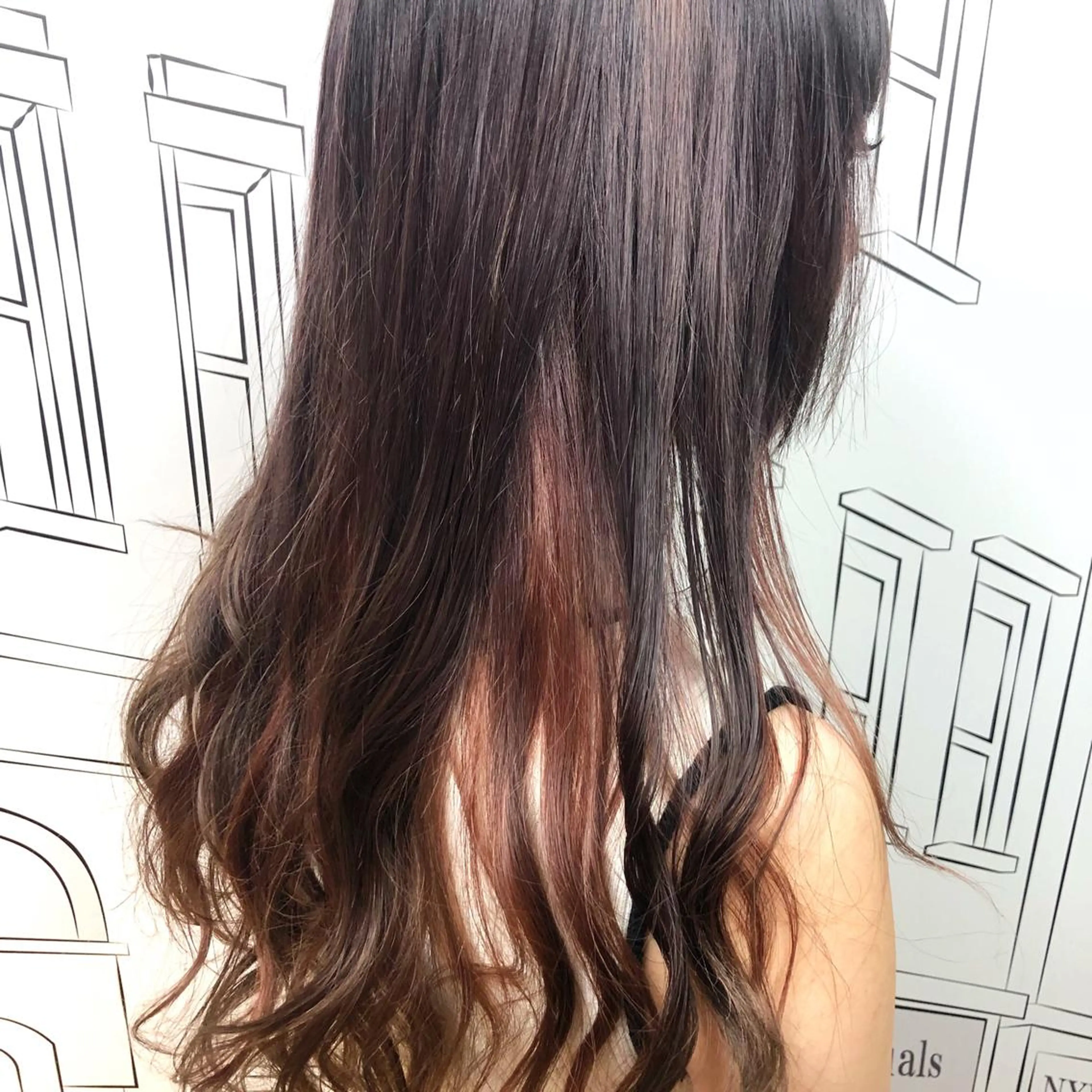 セミロング カラー イルミナカラー ピンクカラー TOMOKA 艶髪/透明感カラーのヘアスタイル