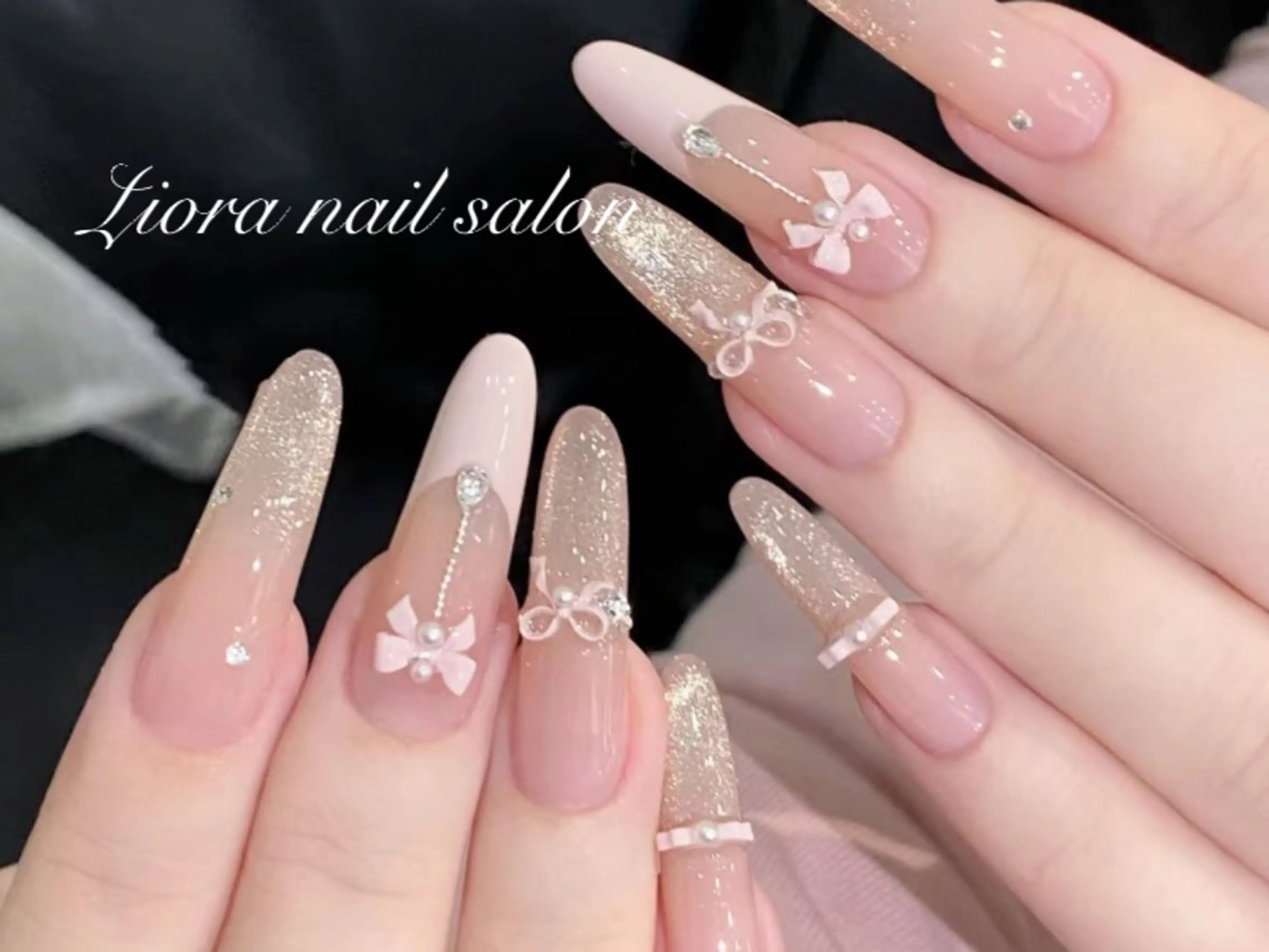 ネイル フレンチネイル ジェルネイル ガーリー グラデーション キラキラネイル ハンドネイル Liora nail スカルプ専門店のネイルデザイン