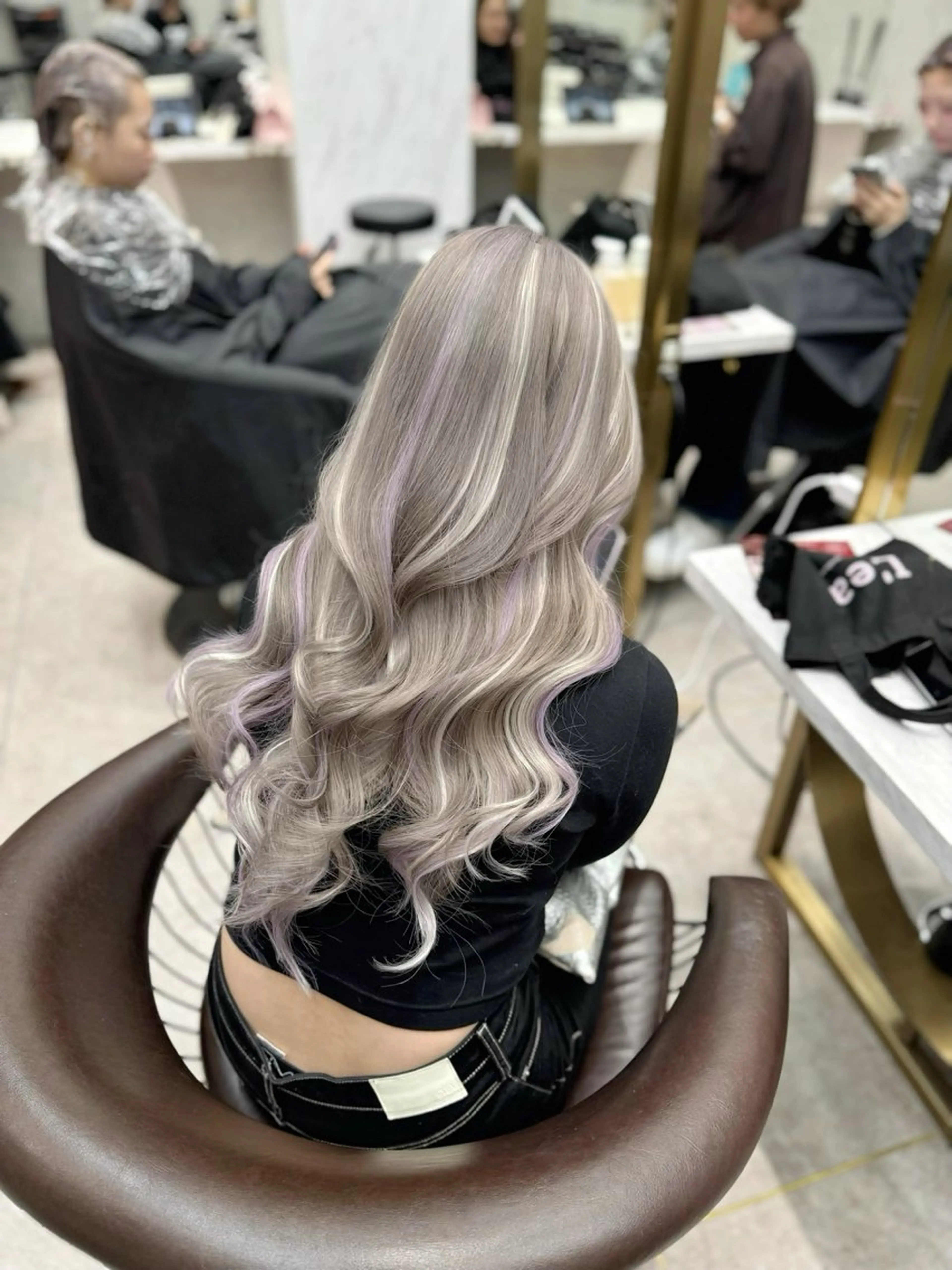 ロング ヘアカラー 璃 音のヘアスタイル