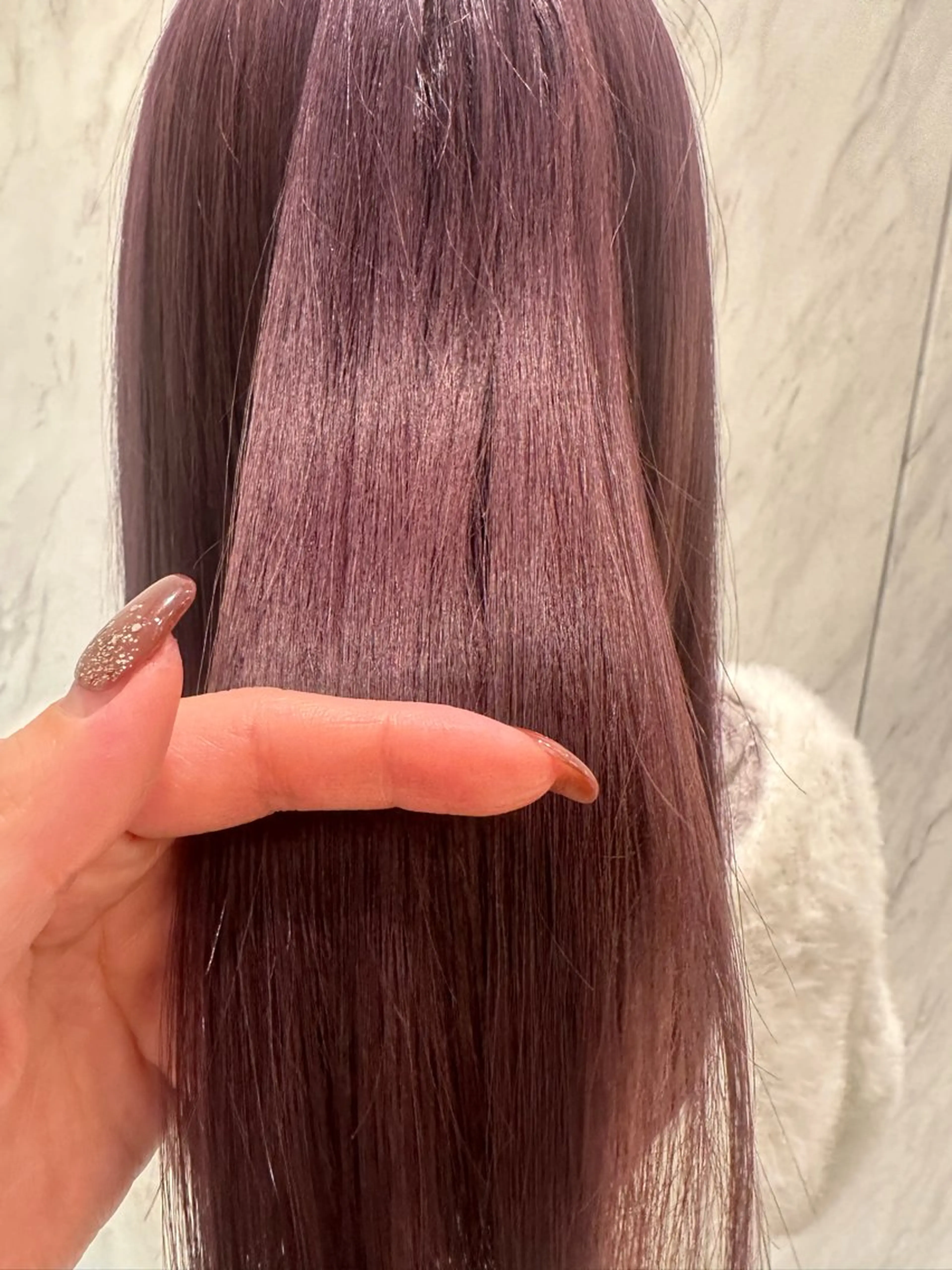 ミディアム カラー ブリーチ ラベンダーカラー ピンクカラー ピンクラベンダー 艶カラー/暖色 /縮毛/メンズヘアのヘアスタイル