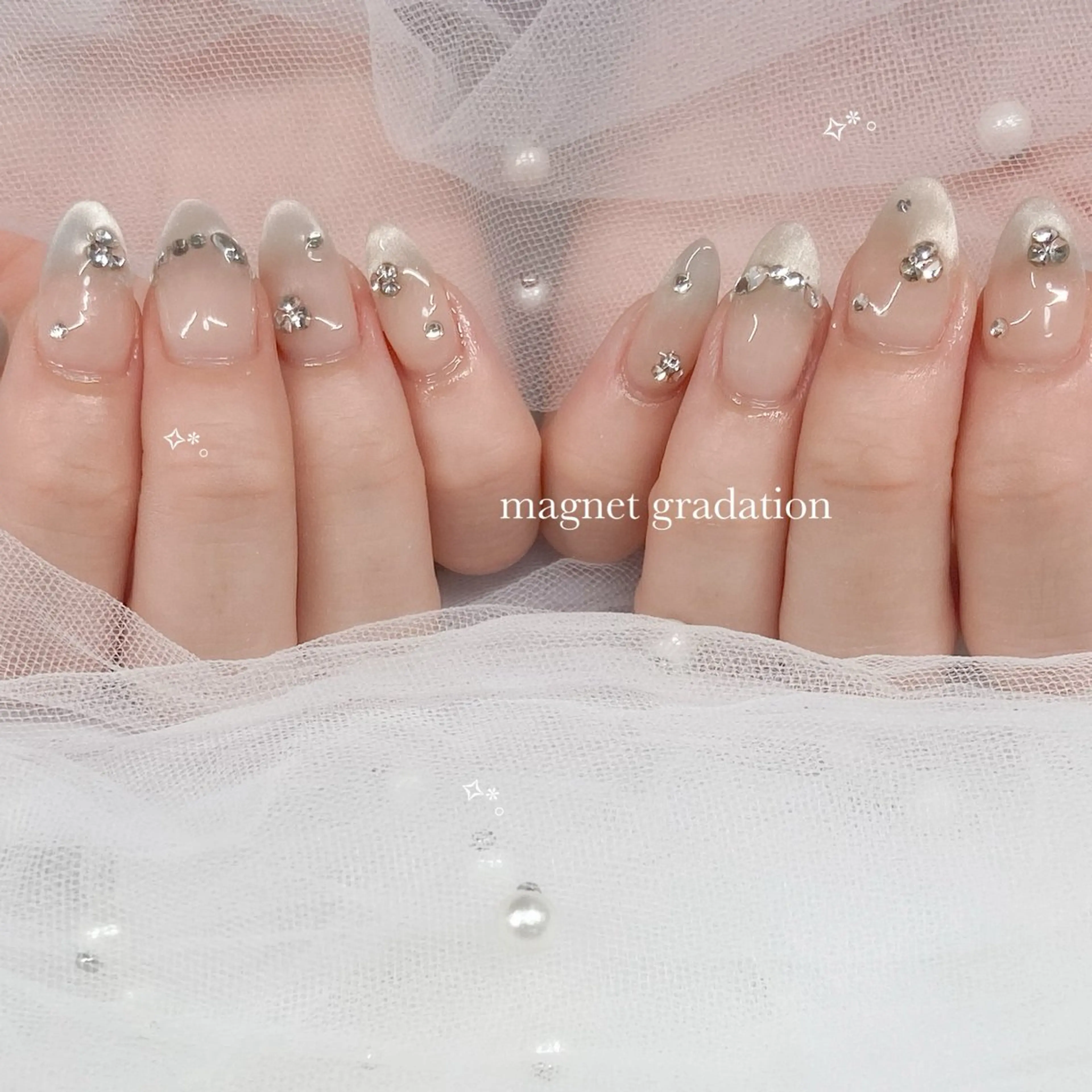ネイル キラキラネイル マグネットネイル シンプルネイル ブライダルネイル ハンドネイル べルミエール sakiのネイルデザイン