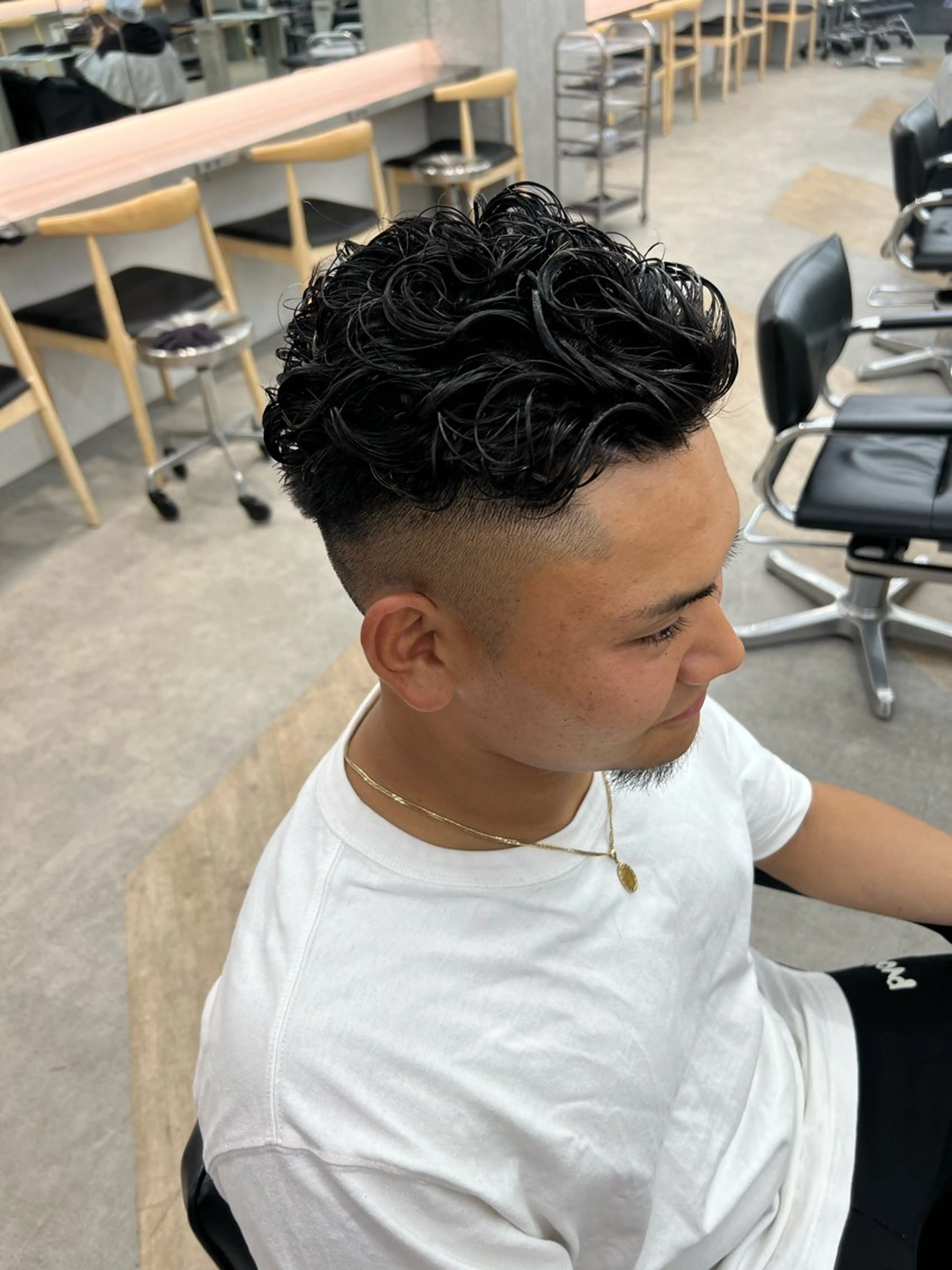 ショート パーマ メンズ パーマ 🌀toa/波巻き✨ /メンズパーマ／栄のヘアスタイル