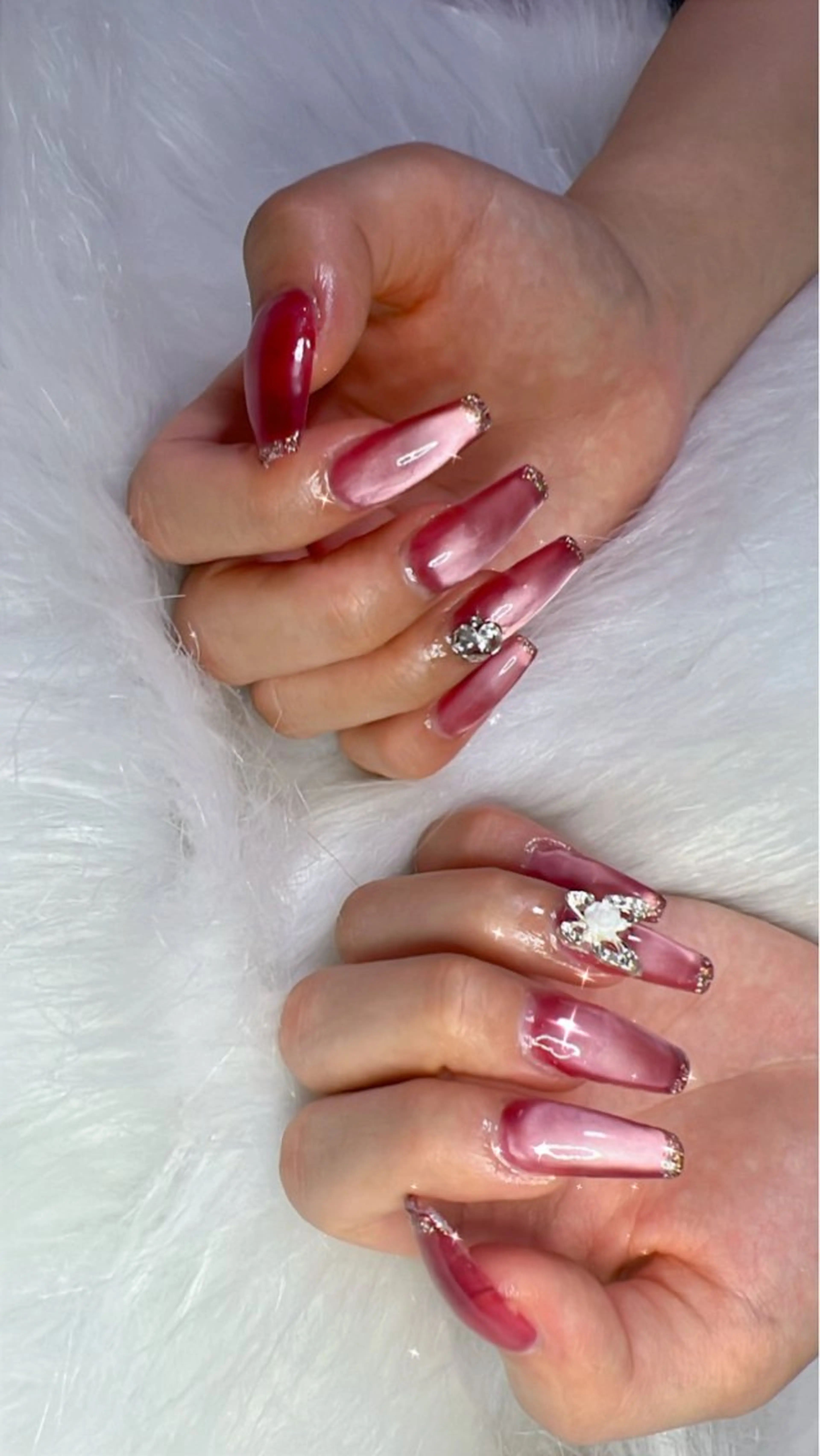 ネイル マグネットネイル OPHELIA 𓃛のネイルデザイン