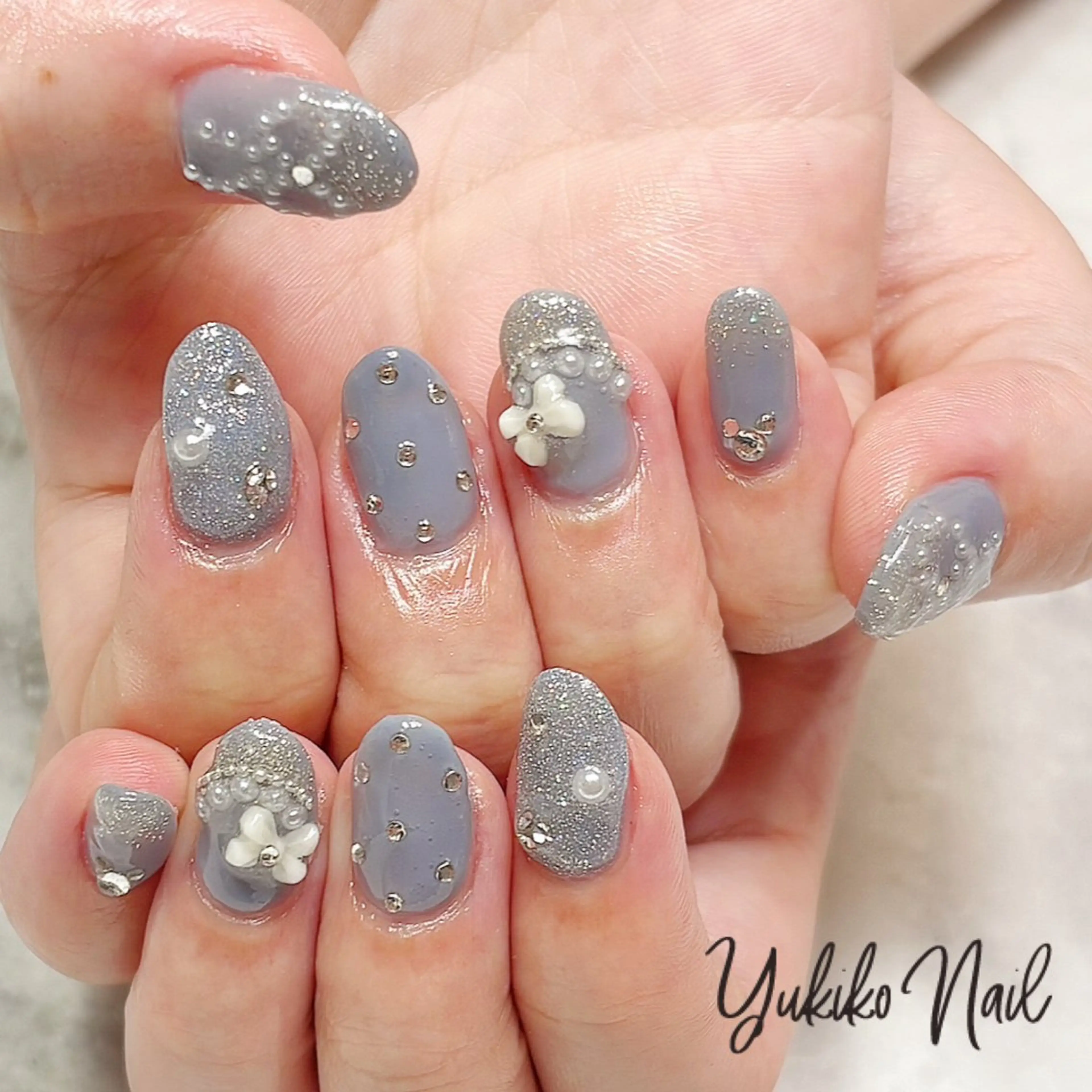 ネイル ブルー ガーリー ワンホンネイル ハンドネイル ユキコ ネイルのネイルデザイン