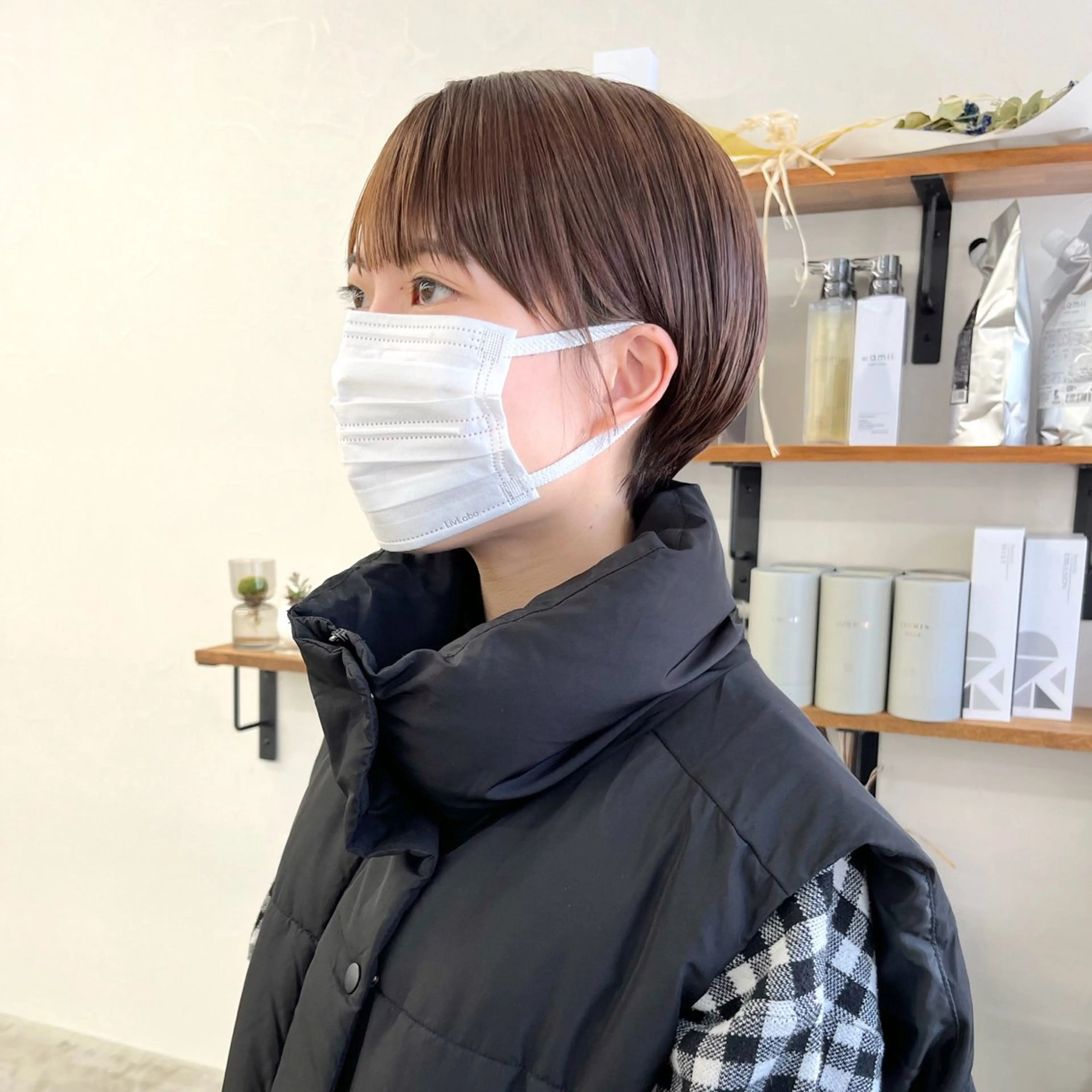 ショート カラー ベージュカラー ブリーチ ブリーチなしカラー ボブ レイヤーカット カット ヘアカラー トリートメント 初めてのショート お任せください✂️のヘアスタイル