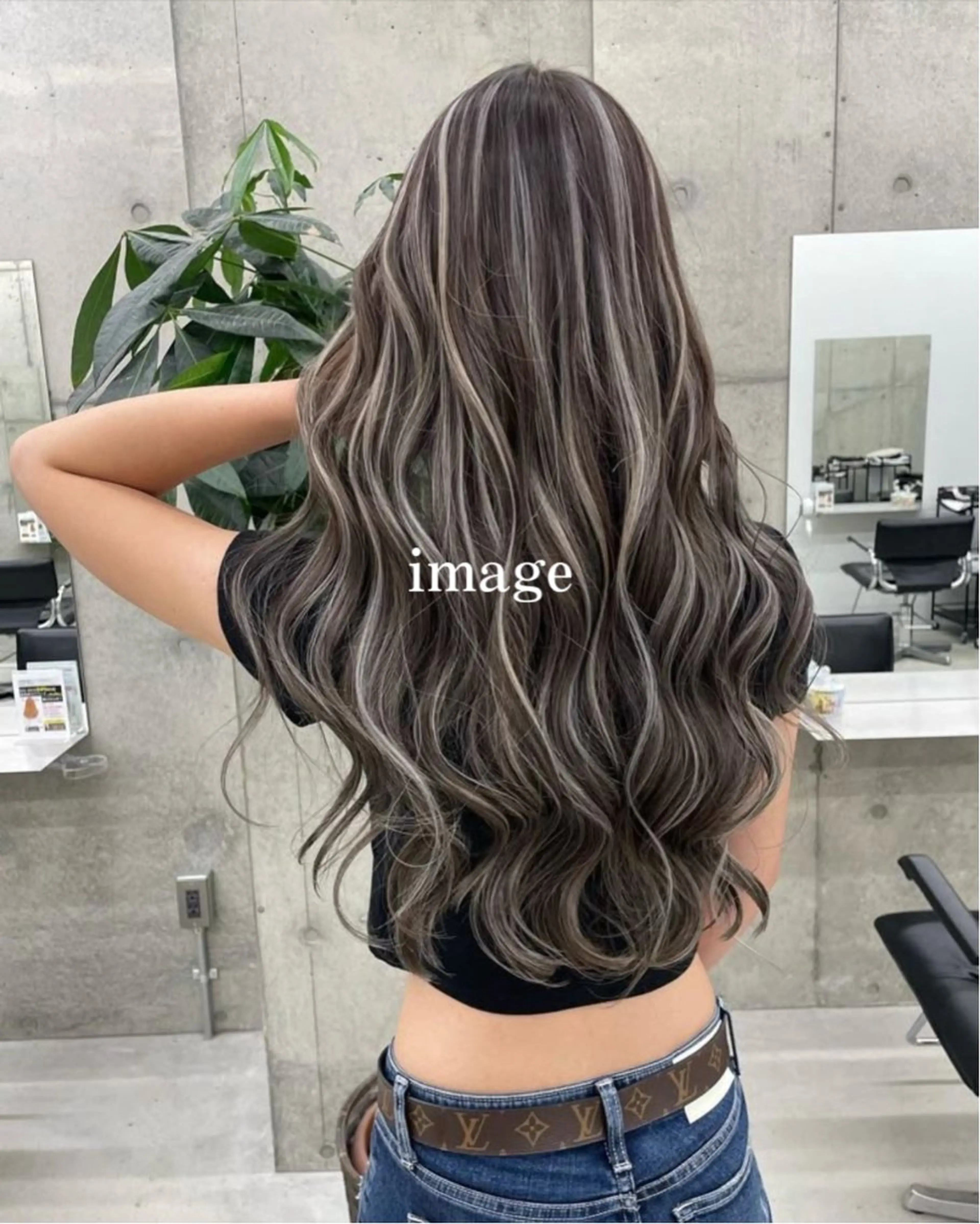 ロング ハイライト MINX竹内杏奈 /縮毛矯正/レイヤーのヘアスタイル