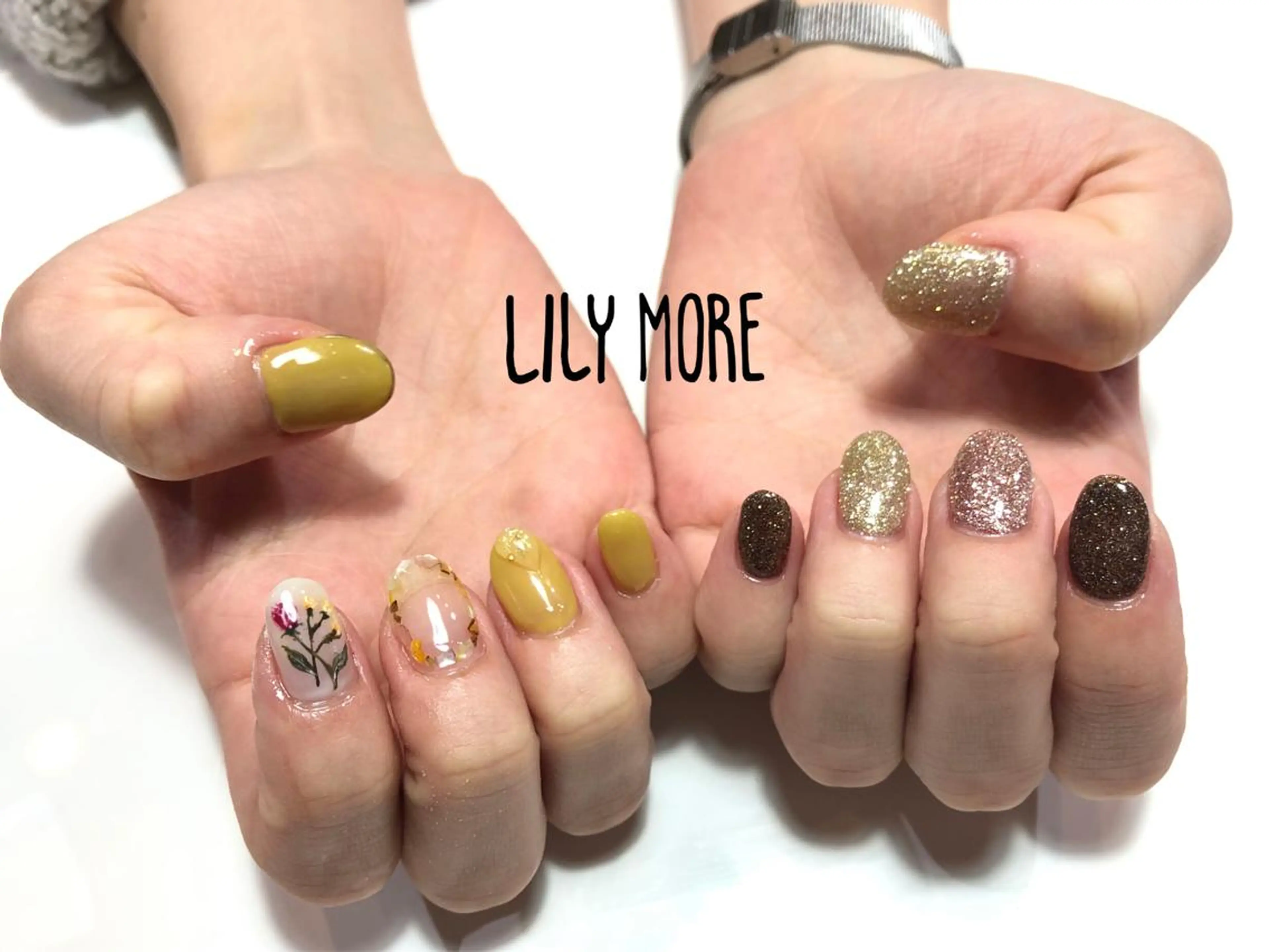 ネイル フラワーネイル Lily closetのネイルデザイン