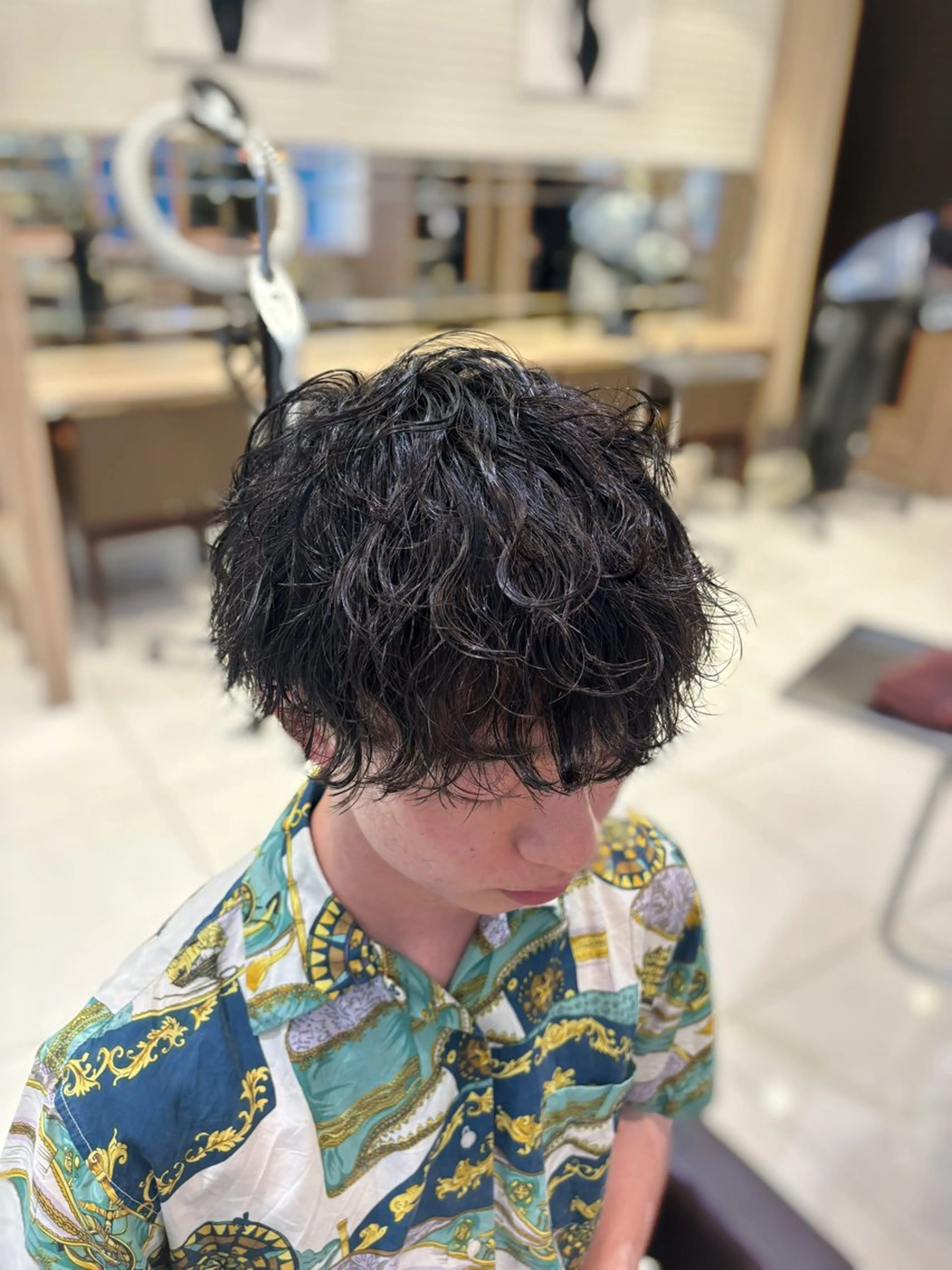 パーマ メンズ メンズパーマ 波巻きパーマ スパイラルパーマ ブリーチ/パーマ 縮毛/レイヤーaoiのヘアスタイル