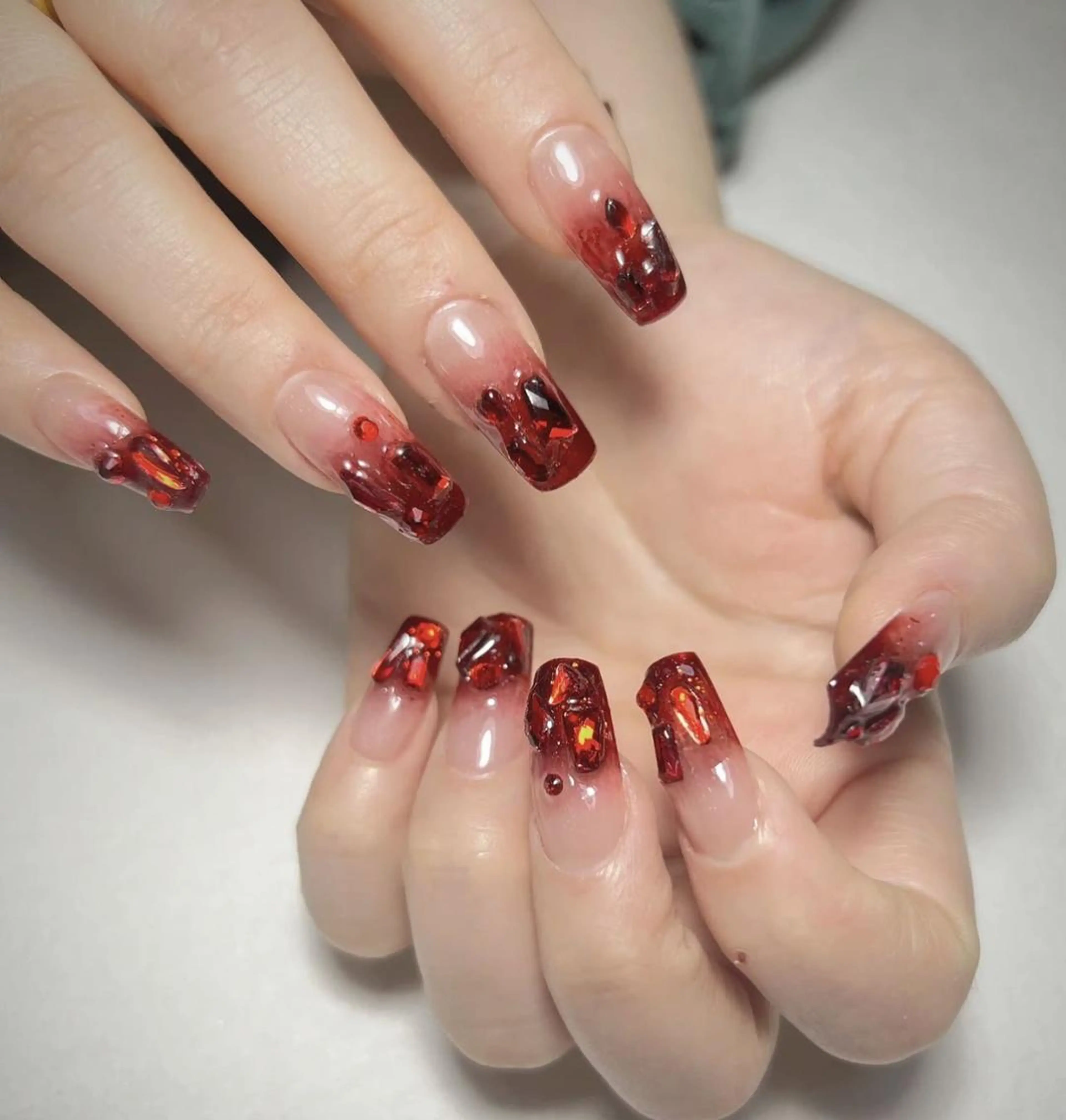 ネイル 長さ出し ネイルチップ Queens マオのネイルデザイン