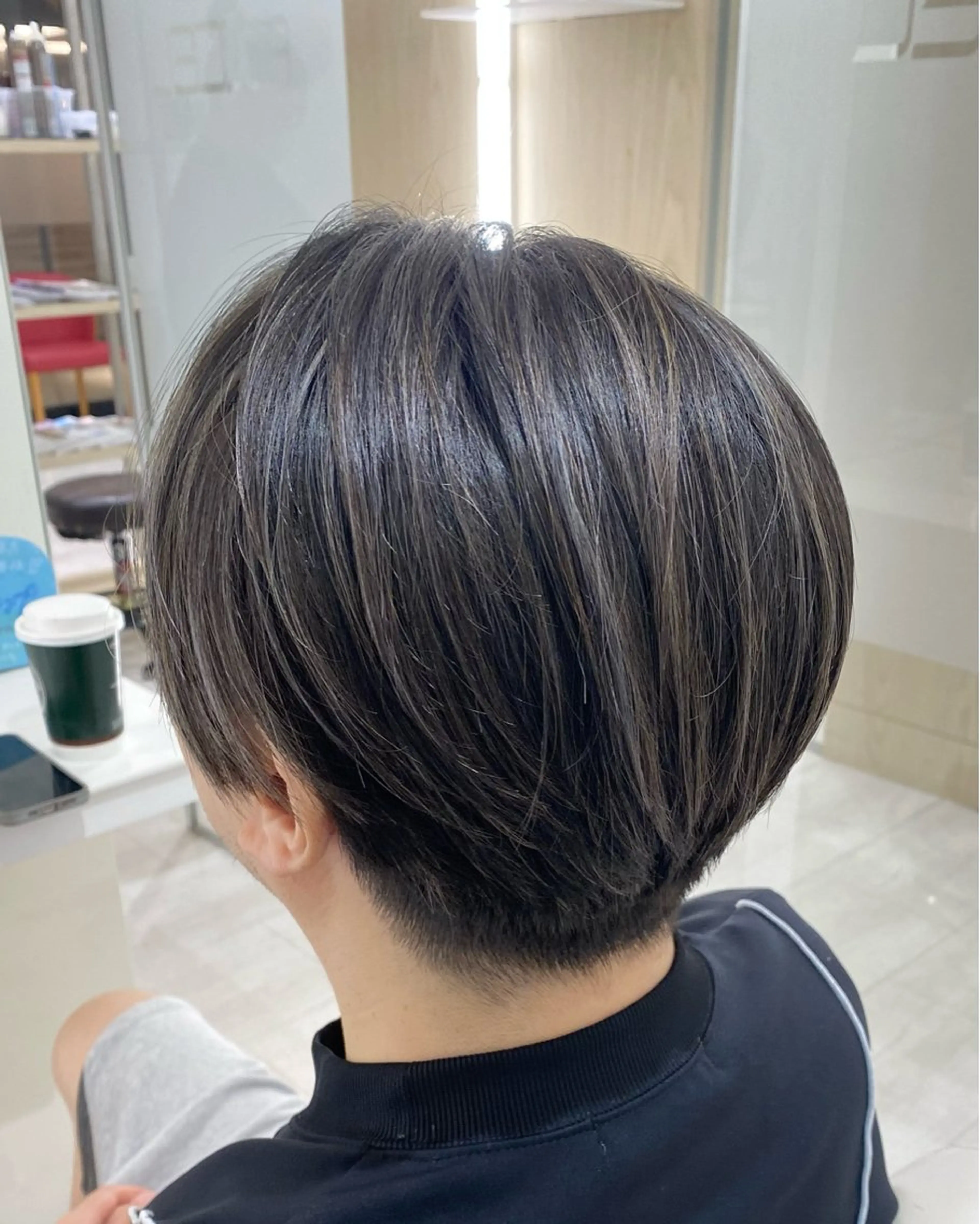 🦋白髪ぼかし🦋3Dカラー💫ハイライトorローライト🌼カットの写真