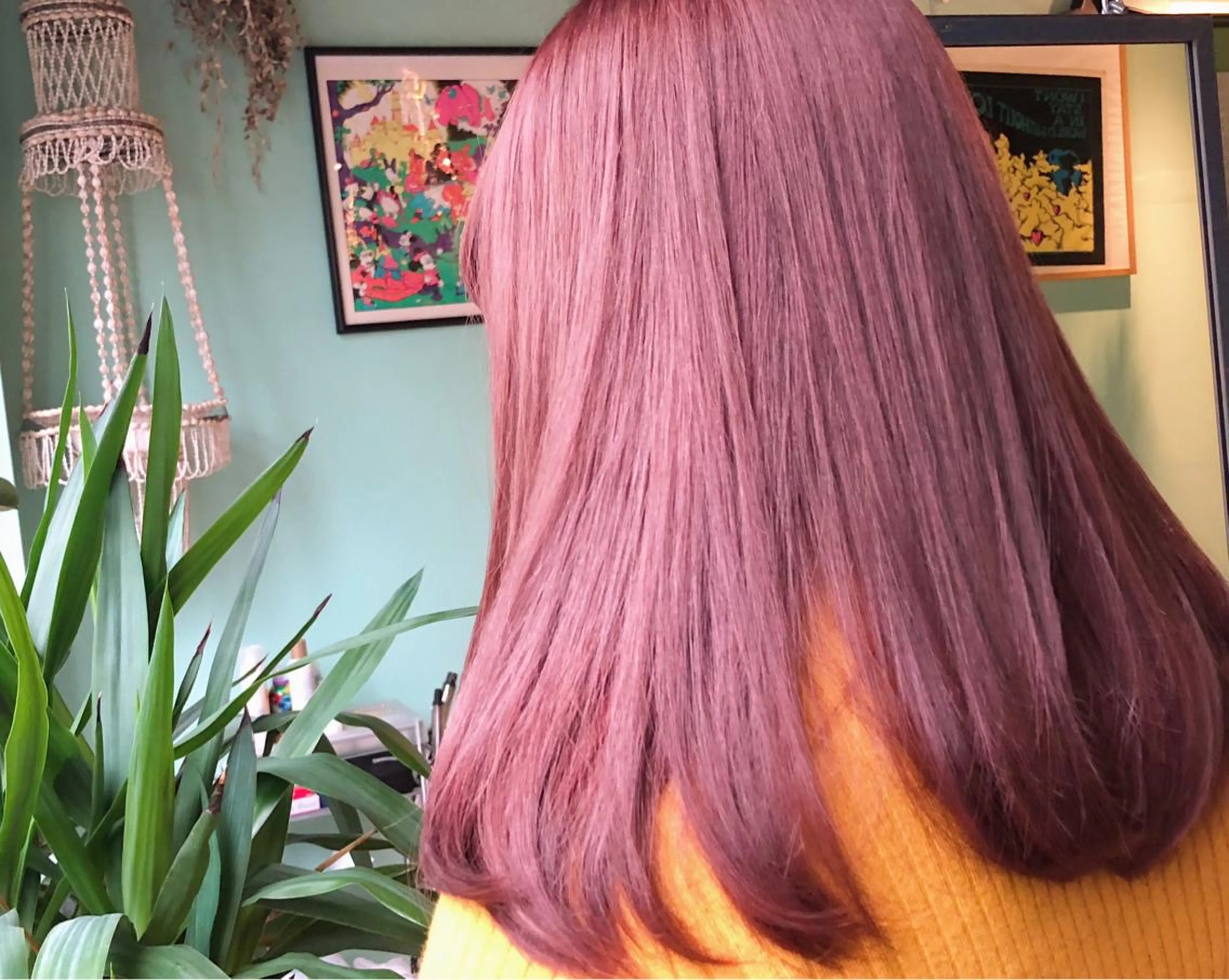 セミロング カラー VIRETTA 【ヴィレッタ】のヘアスタイル