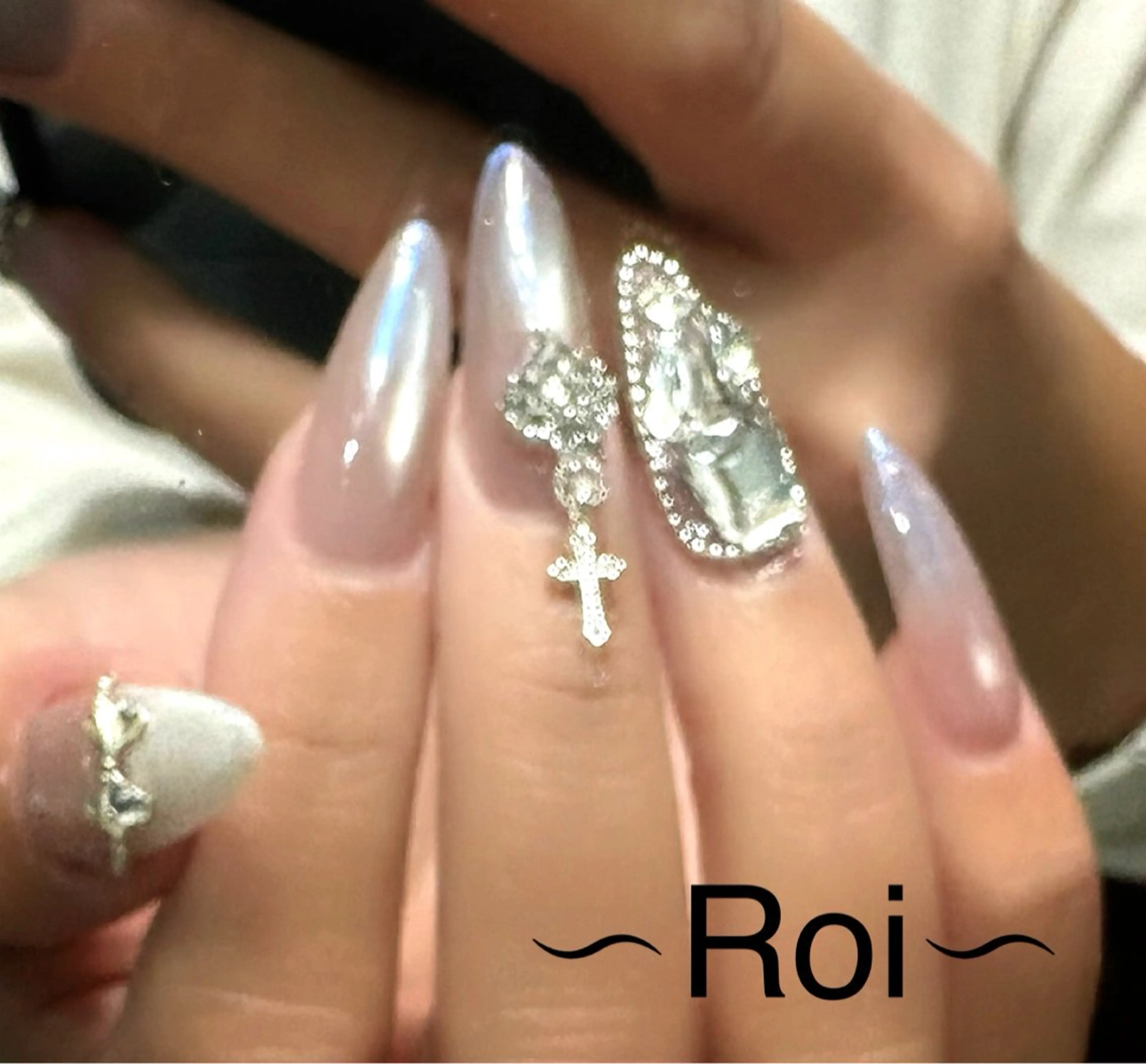 ネイル ハンドネイル ネイルサロン Roiのネイルデザイン