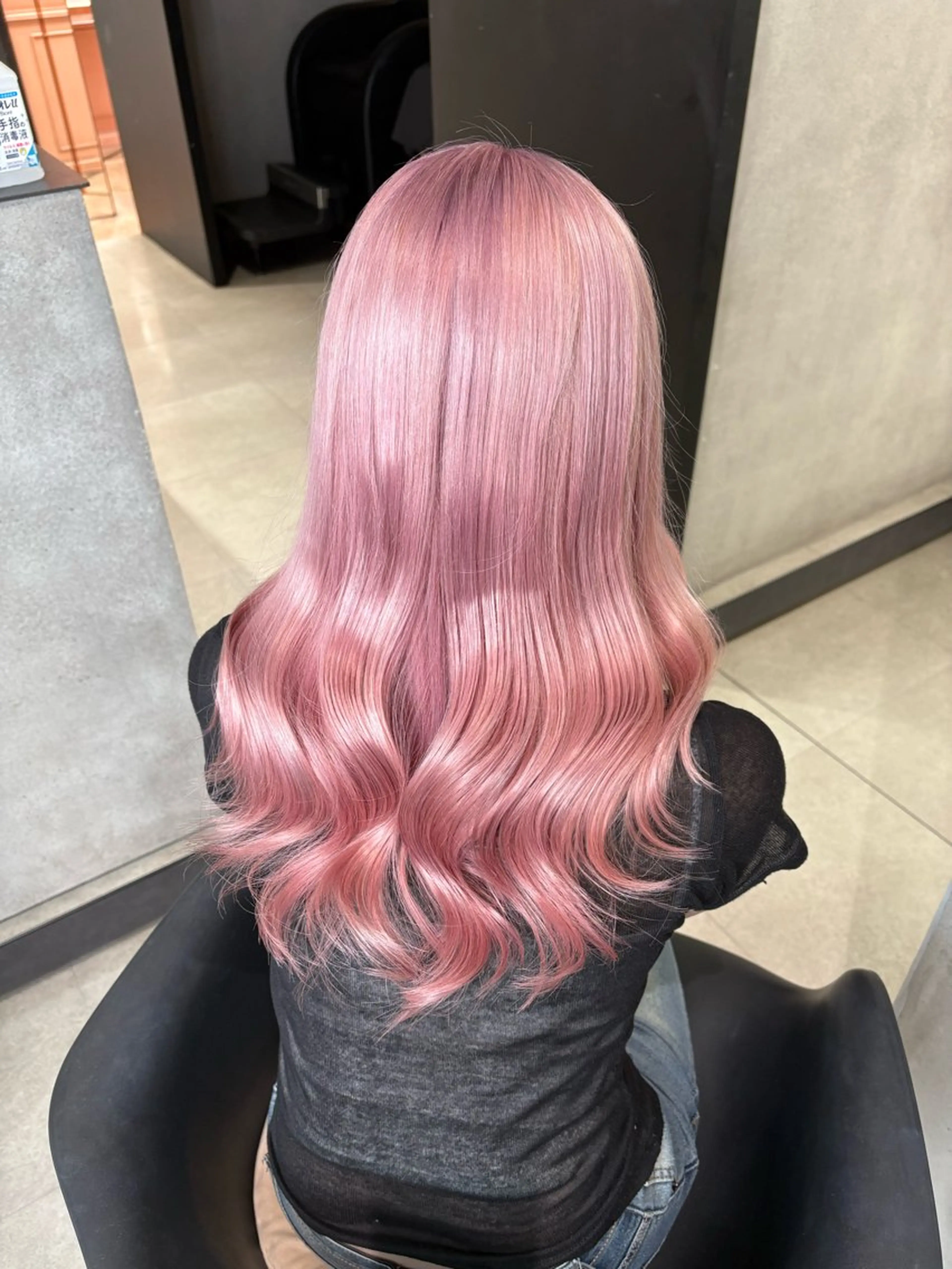 セミロング カラー ブリーチ ケアブリーチ ピンクカラー ヘアカラー 大阪 梅田/ ハイトーン/エクステのヘアスタイル