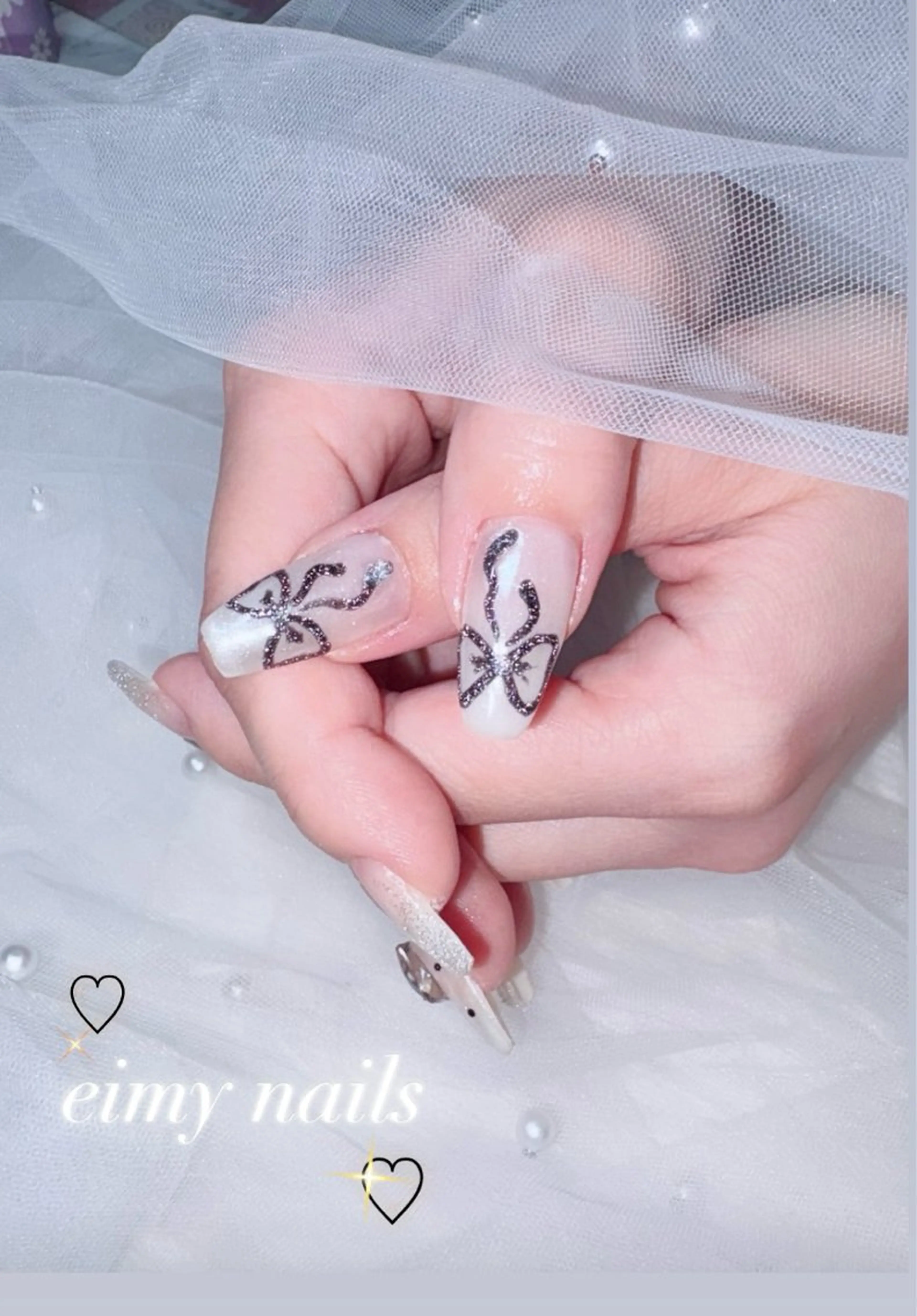 ネイル アートネイル ドット グラデーション ハート キラキラネイル ハンドネイル 🤍eimy nails🤍所属・eimy nails♡のネイルデザイン