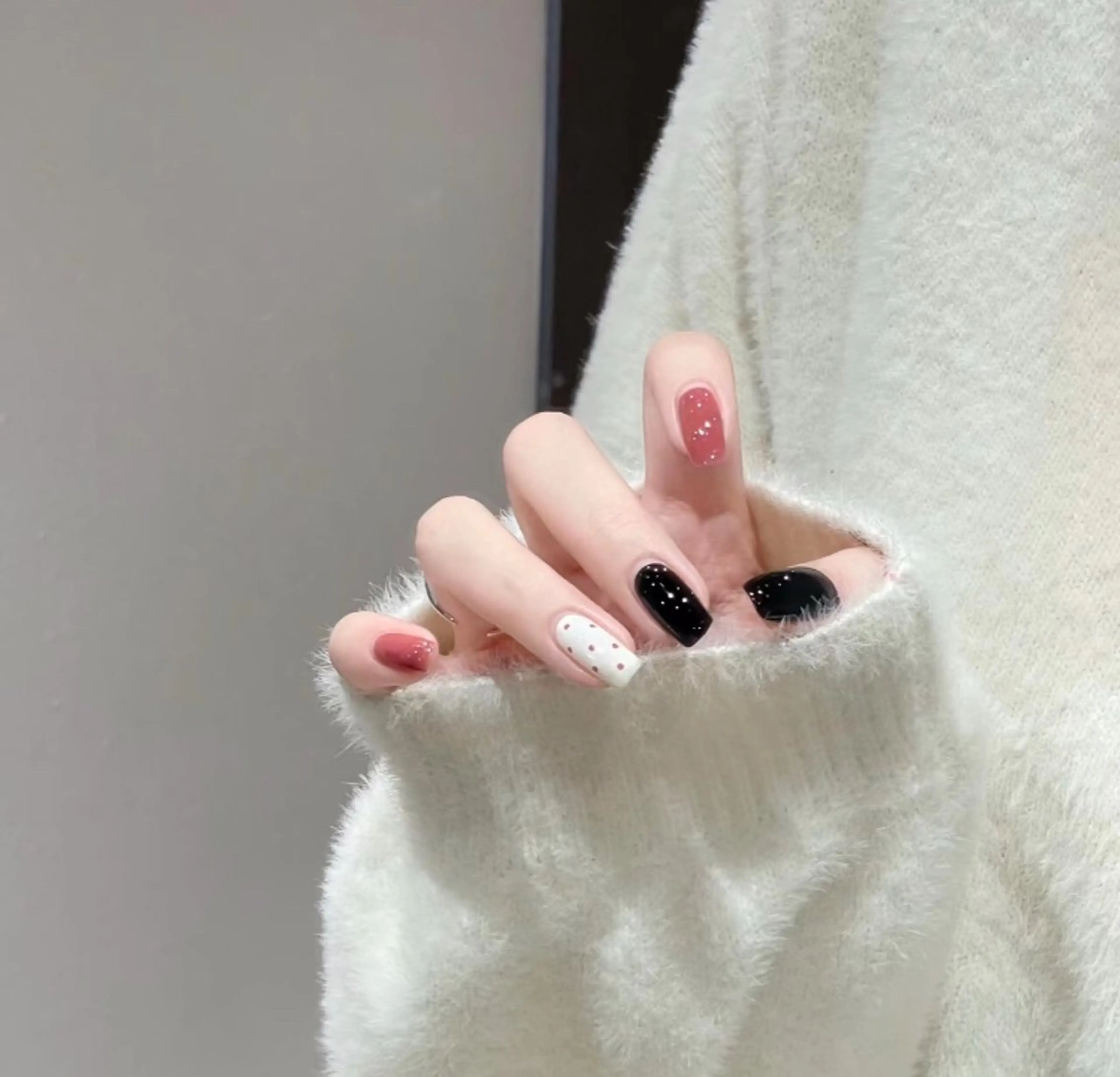 ネイル ハンドネイル THE ONE 山本のネイルデザイン