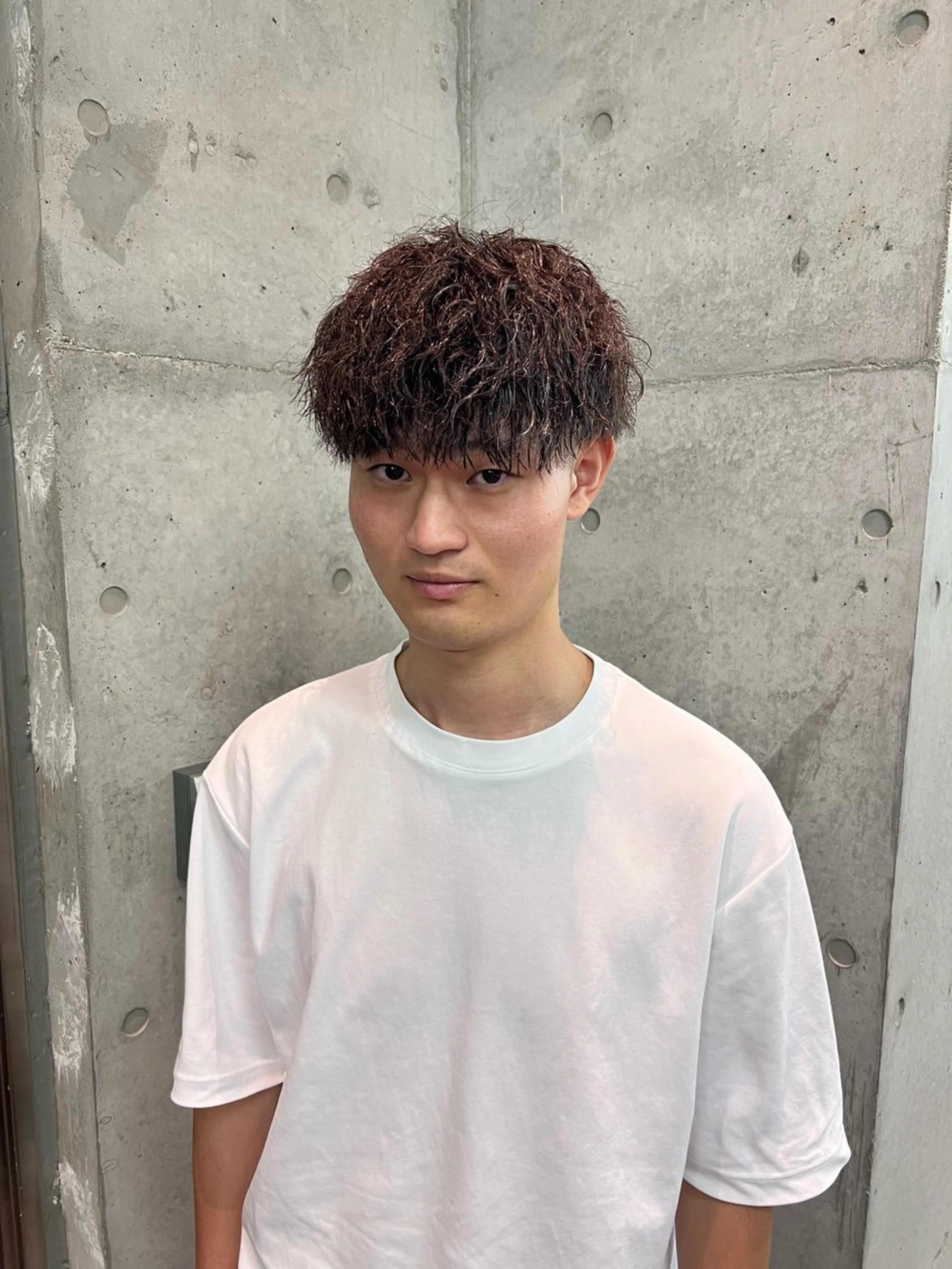 ミディアム パーマ メンズ ミディアムパーマ メンズパーマ ツイストスパイラルパーマ スパイラルパーマ カット パーマ メンズ特化美容師 /たけしのヘアスタイル