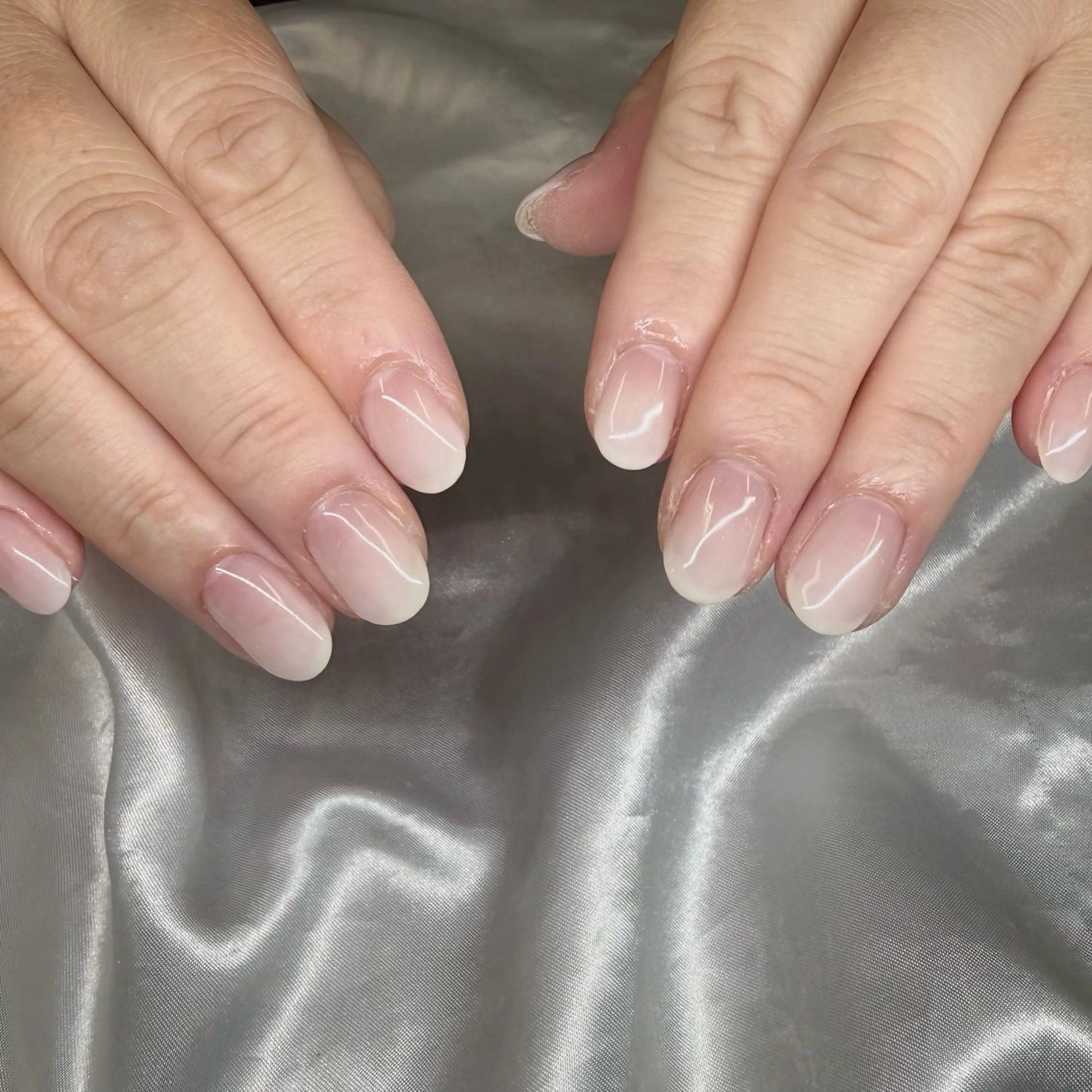 ネイル ハンドネイル Emieux Saraのネイルデザイン