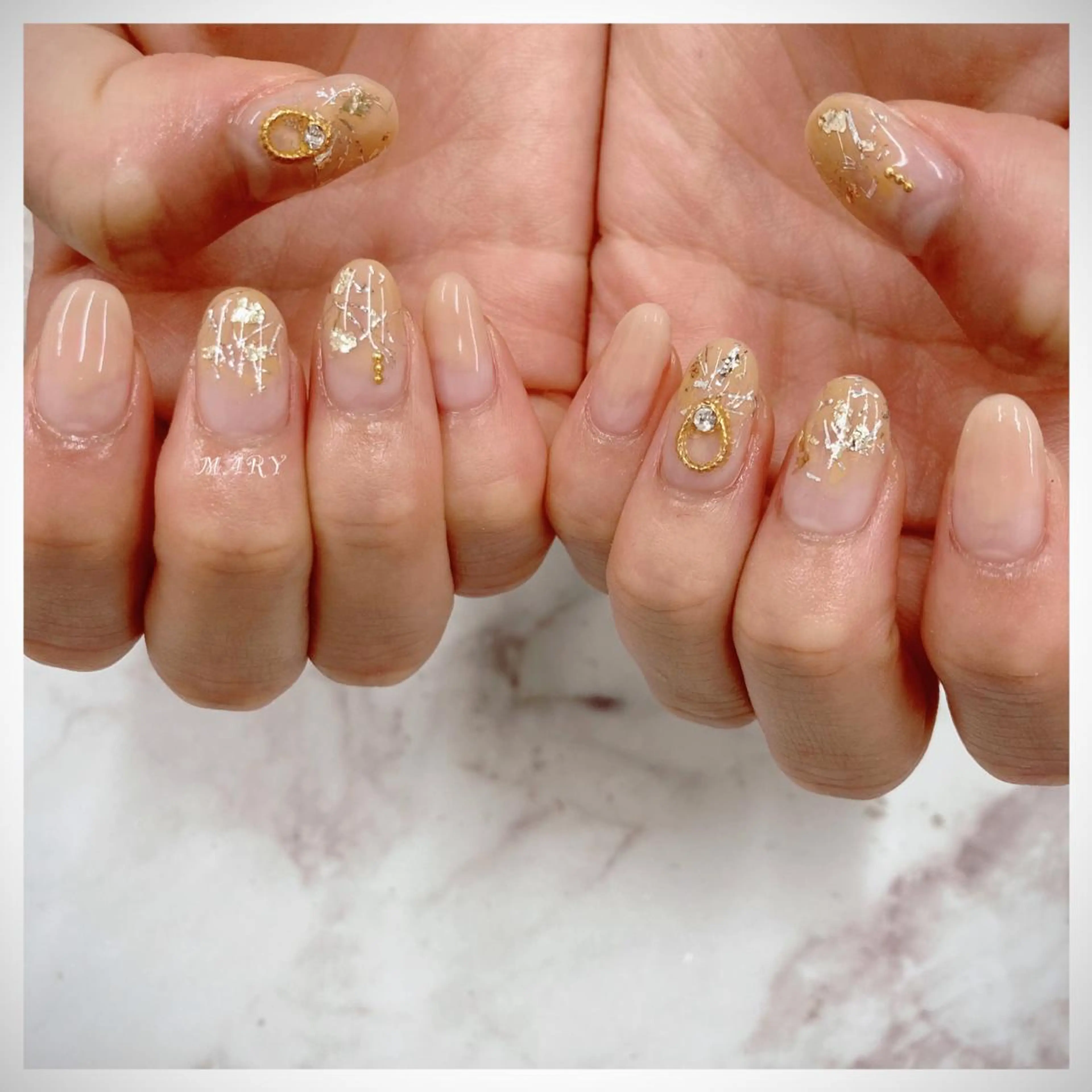 ネイル ロングネイル ニュアンスネイル ハンドネイル Mary nail .narumiのネイルデザイン