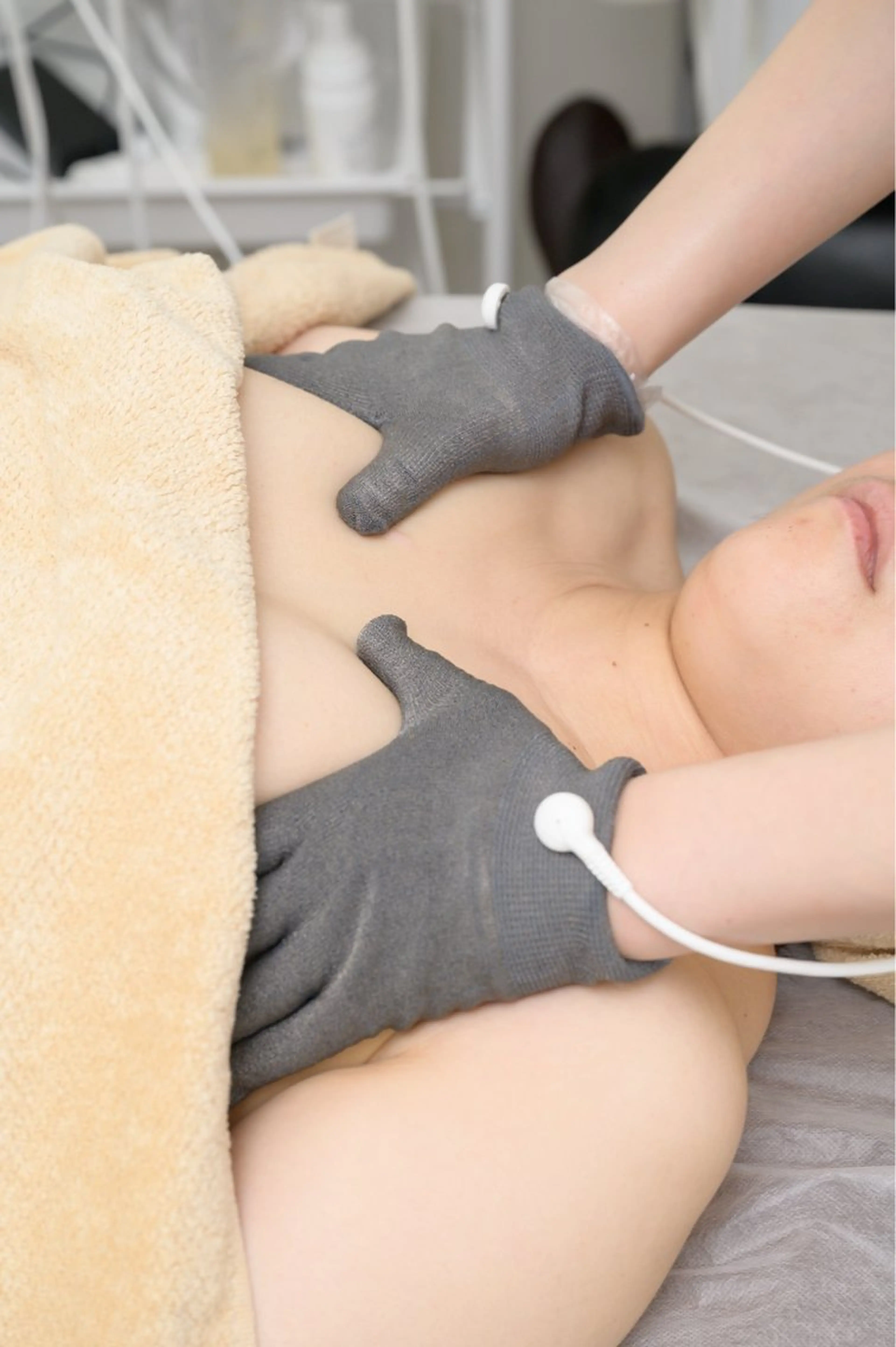 《モニター様価格》ビキニが似合うぷるぷる美バストケアの写真