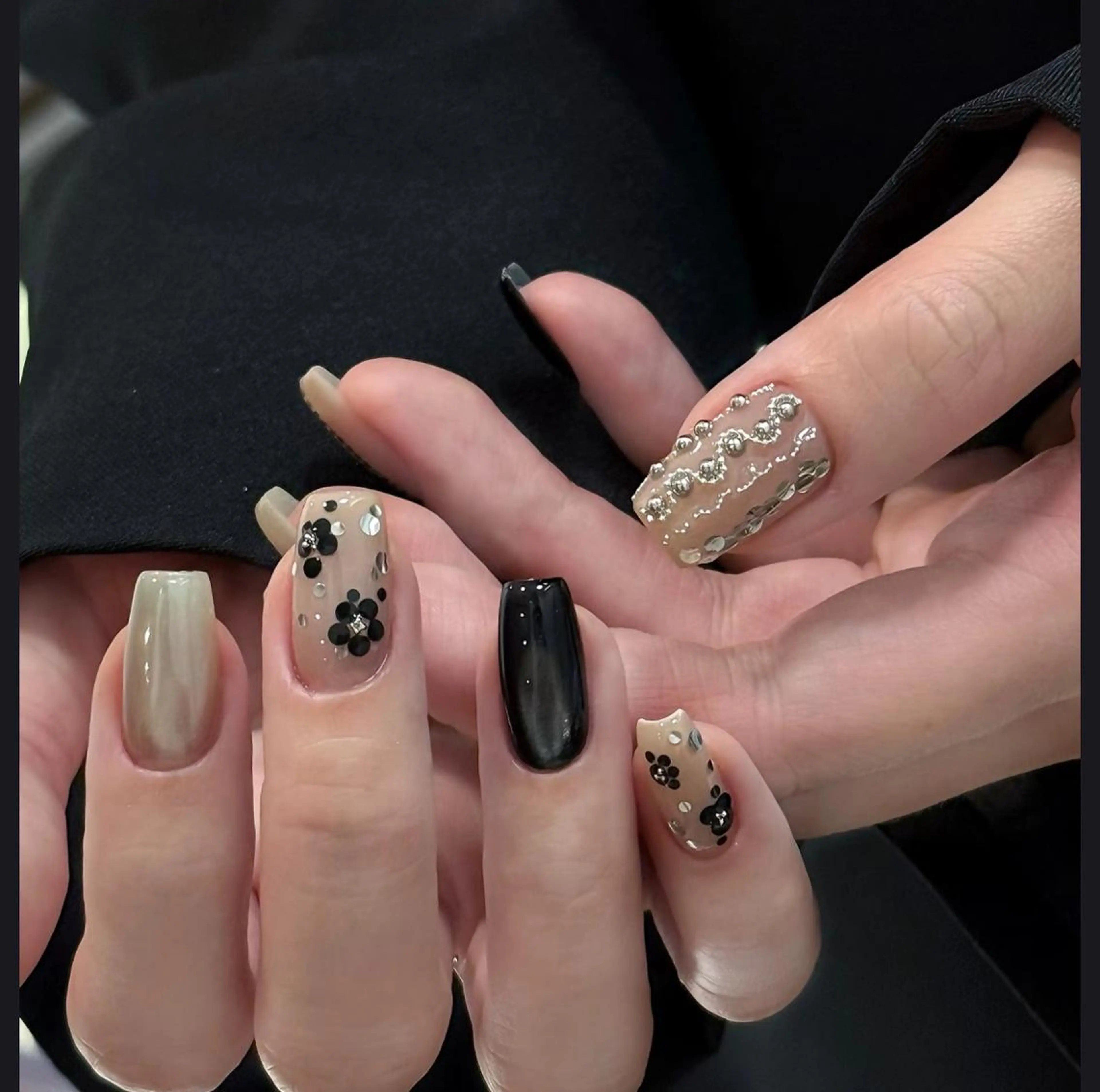 ネイル ハンドネイル Pure&Rich Nailのネイルデザイン