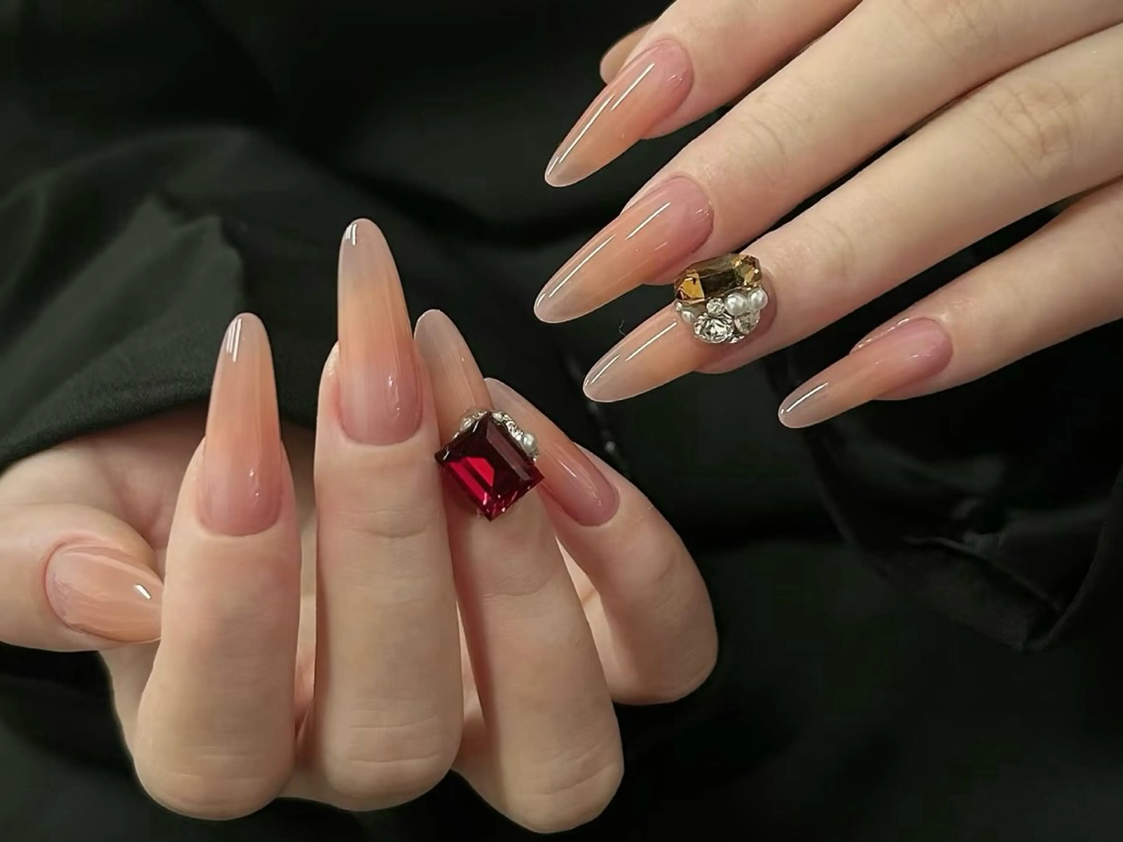 ネイル オーロラネイル 長さ出し ジェルネイル 氷ネイル・うるうるネイル 韓国ネイル ハンドネイル Lumiereva nail salonのネイルデザイン